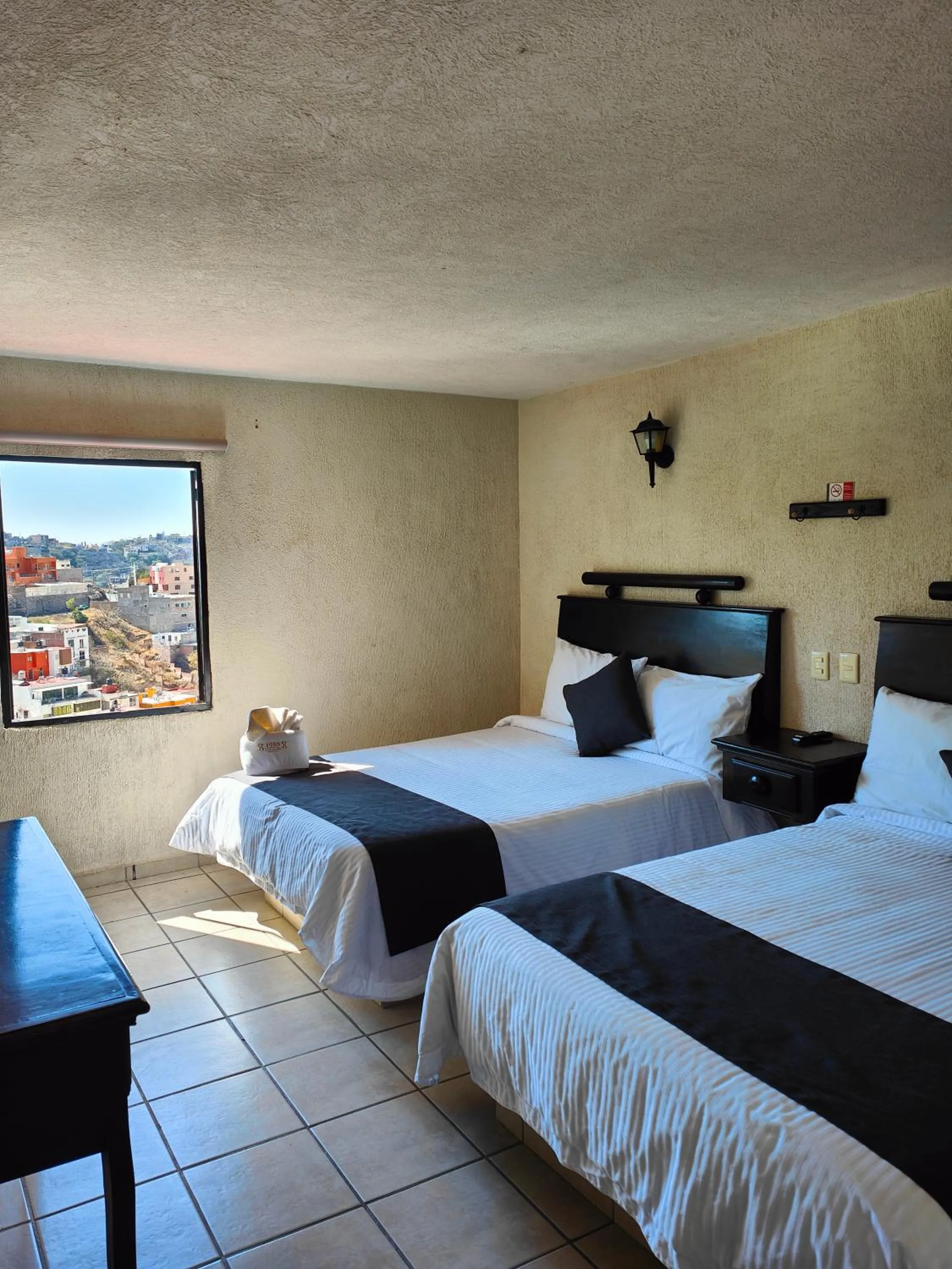Superior Twin Room in Hotel 1988 Guanajuato