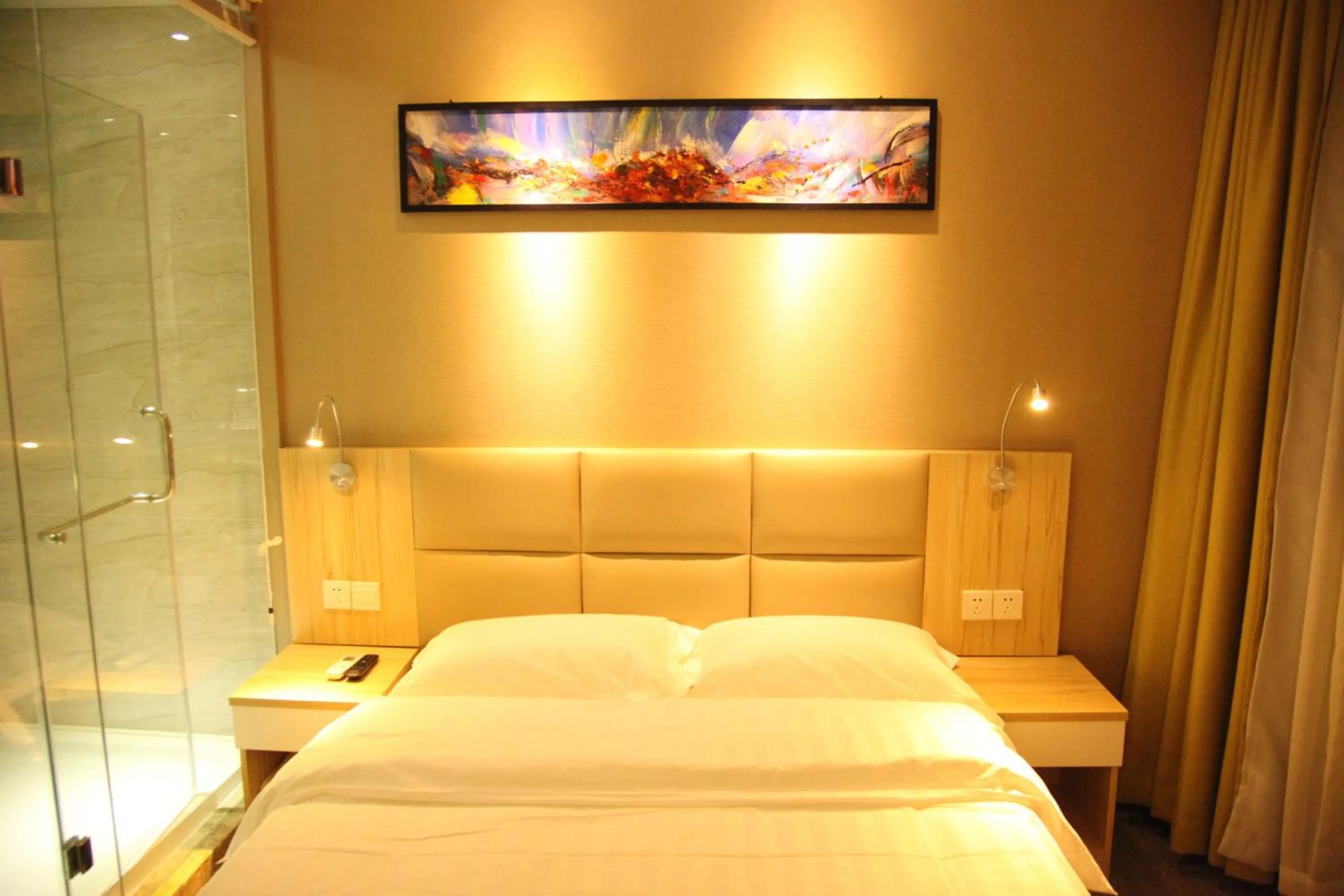 Standard Double Room in Shanghai Fish Inn East Nanjing Road