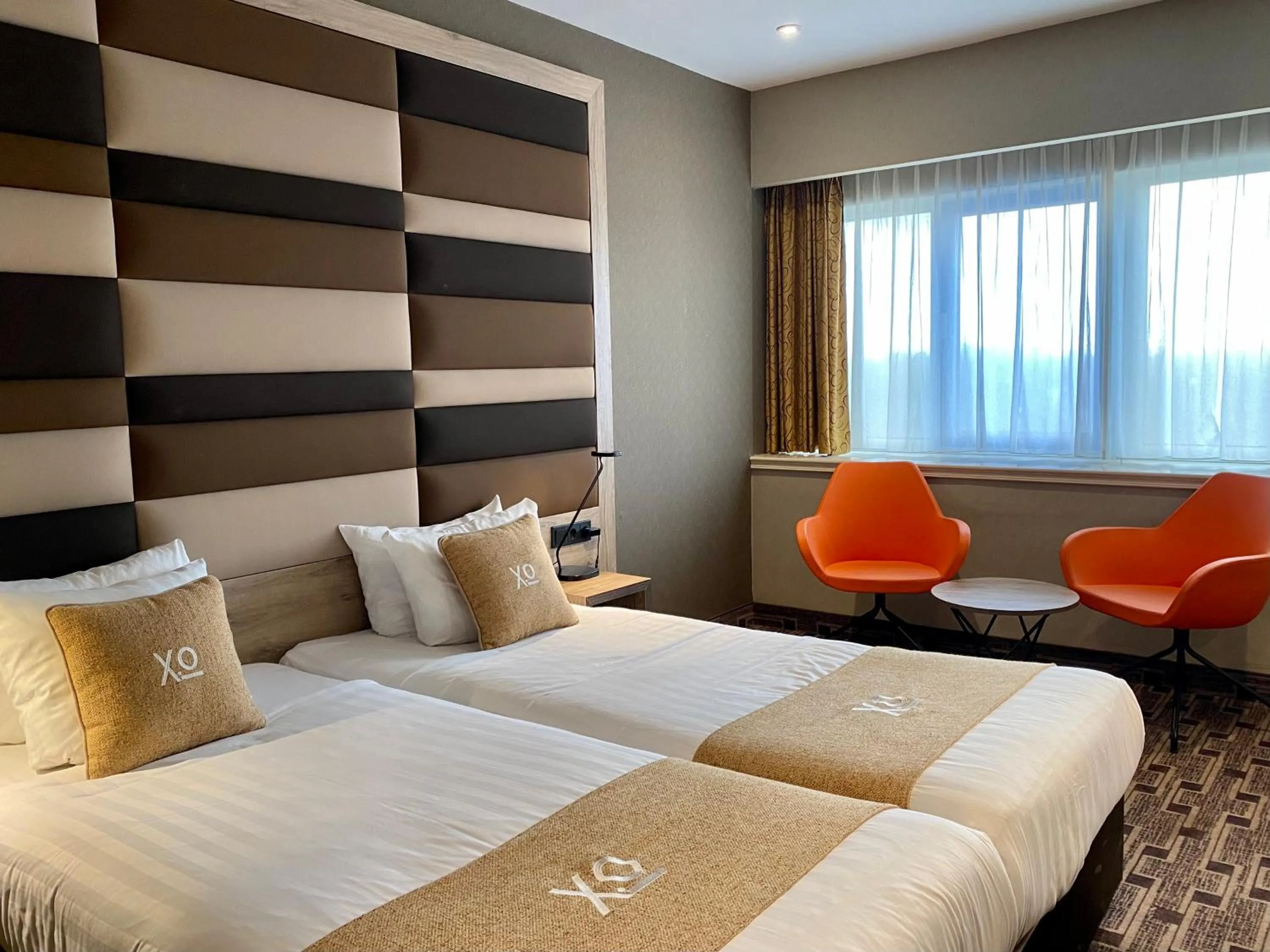 Standard Twin Room in XO Hotels Blue Tower