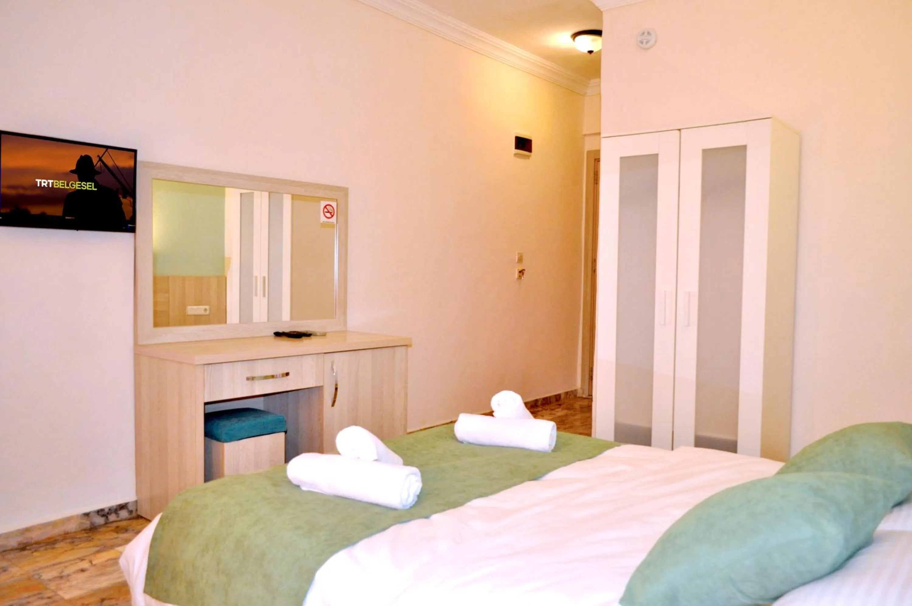 Standard Double or Twin Room with Balcony - single occupancy in Native Hotel