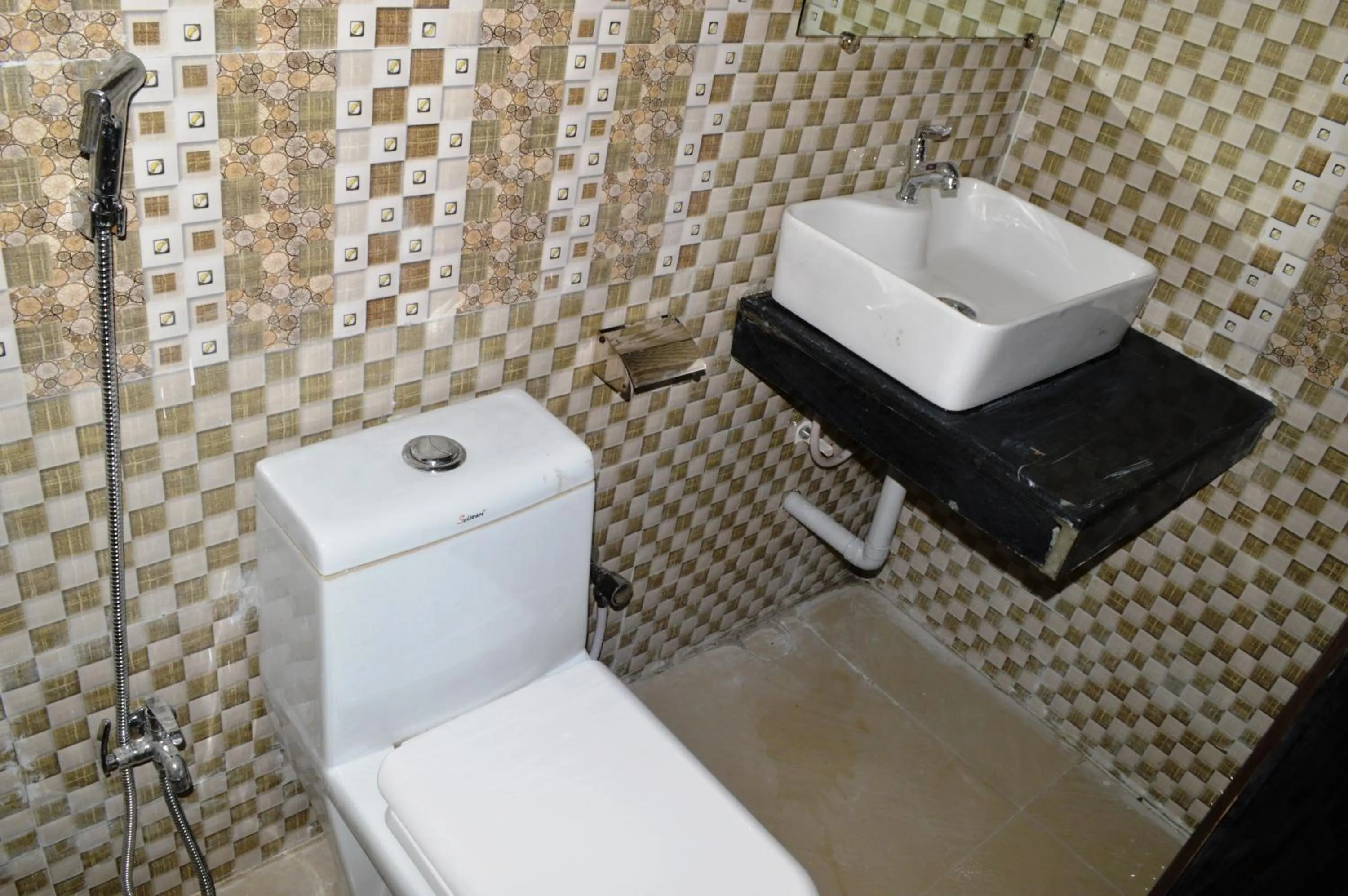 Economy Quadruple Room in Hotel Plaza_Khajuraho