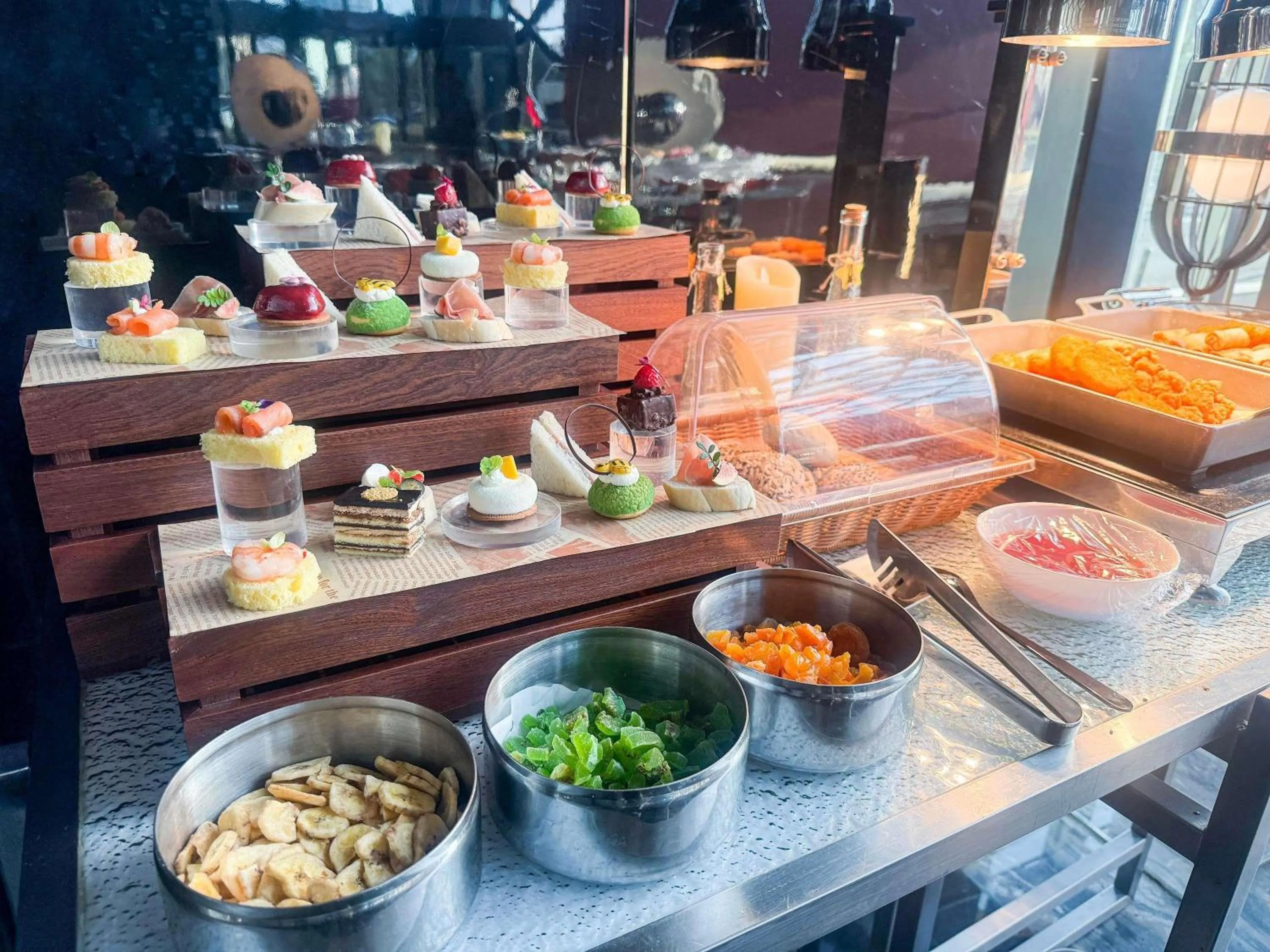 Opera Suite inclusive Mini Bar for the first round and 20% discount in Chinese Restaurant  in Sofitel Beijing Central