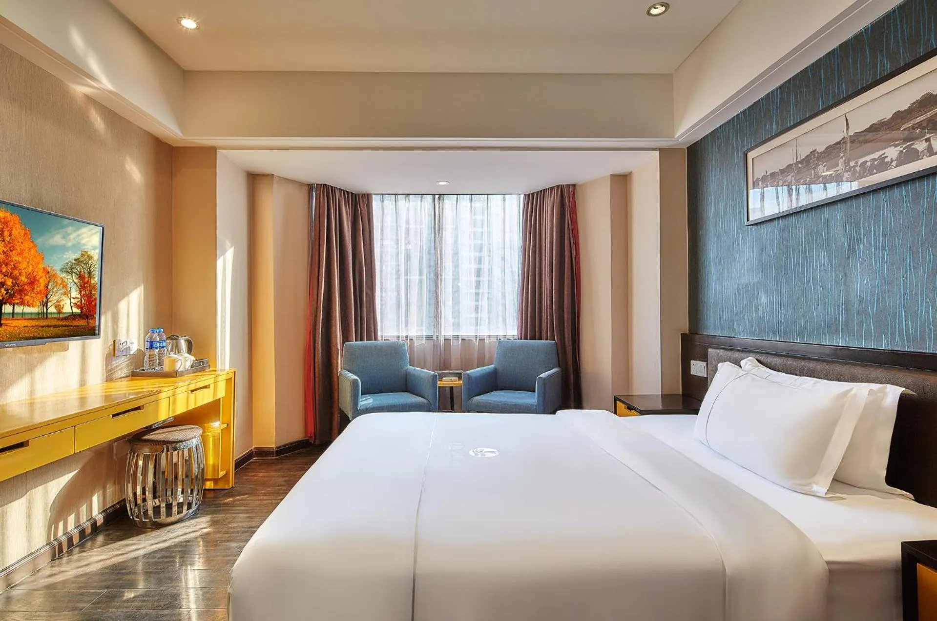 Standard Double Room in Insail Hotels -Huanshi Road Taojin Metro Station Guangzhou- Free shuttle bus for Canton Fair