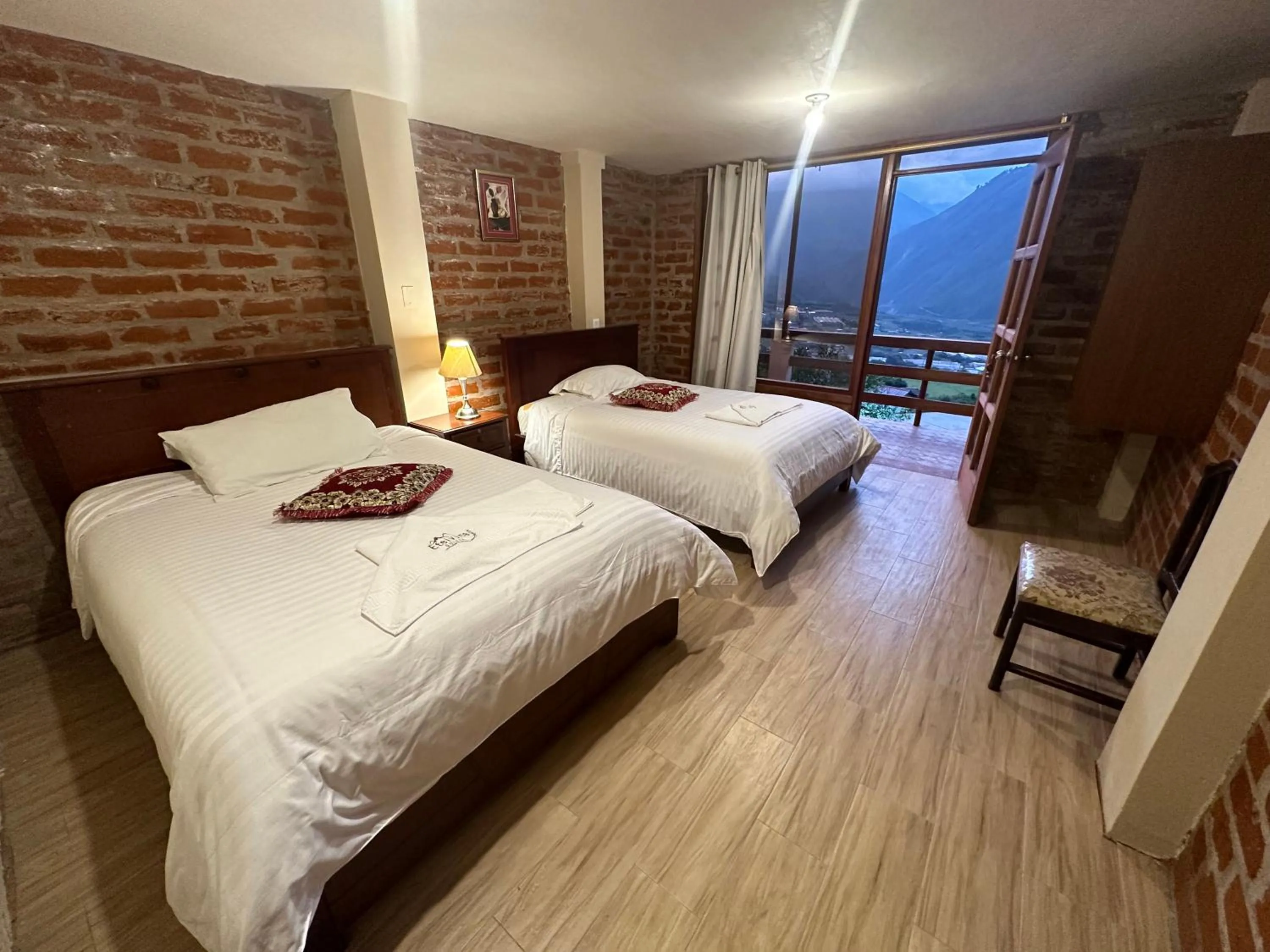 Twin Room with Balcony in Spa Hotel Etelvina