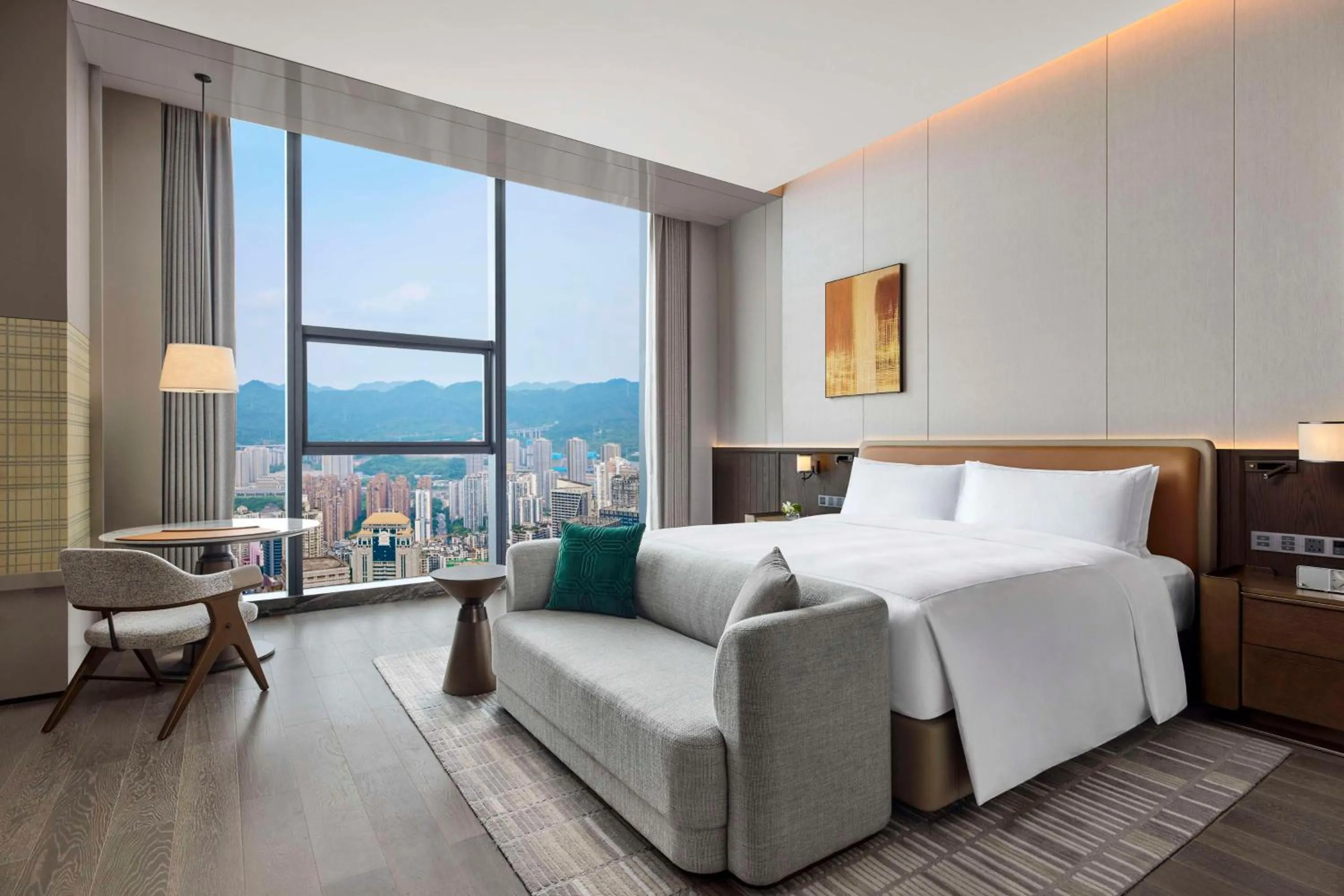 Deluxe King Room with City View in Conrad Chongqing - Indulge in the magical 8D city landscape