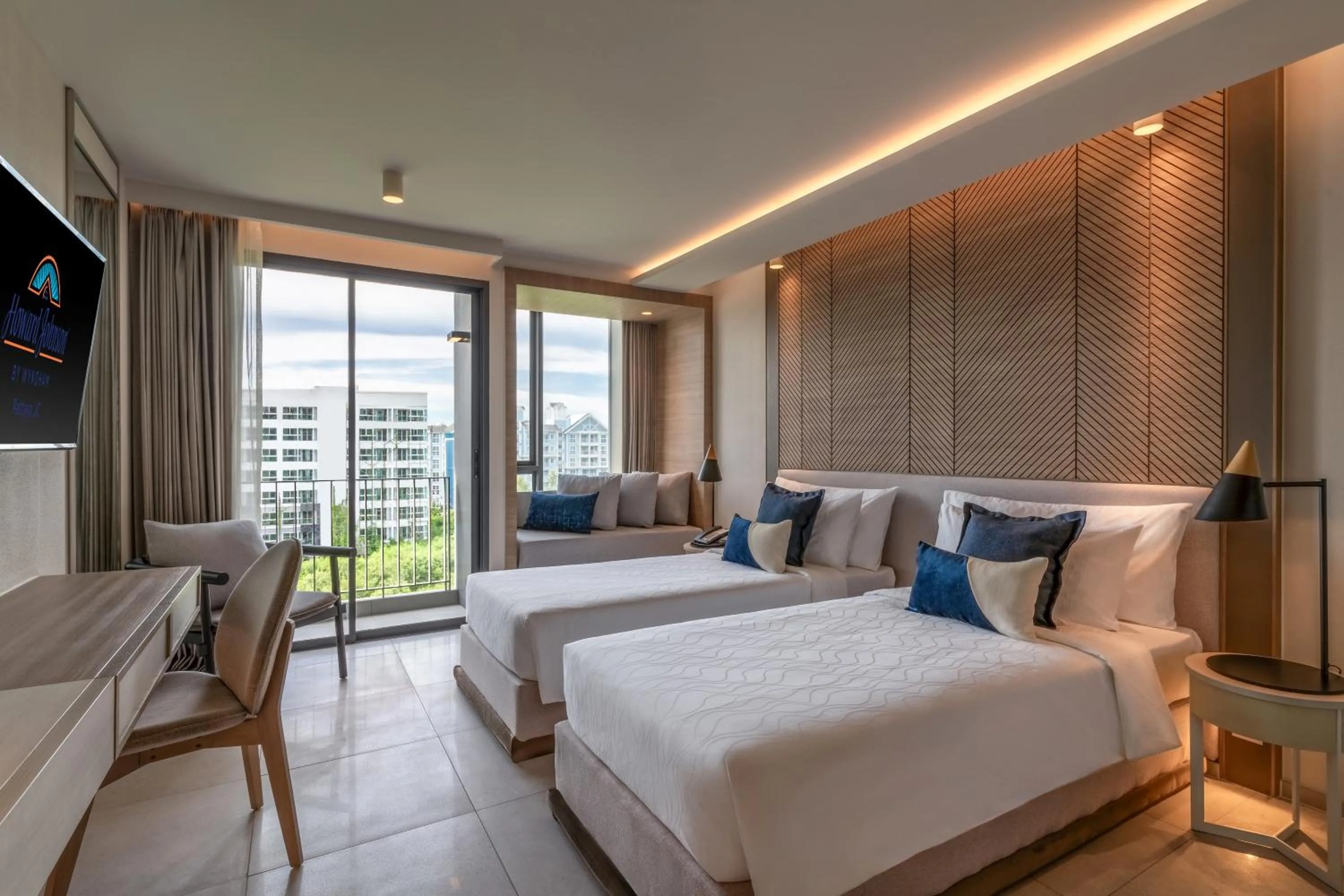 Superior Twin Room with Balcony - Non-Smoking in Howard Johnson by Wyndham Pattaya JC