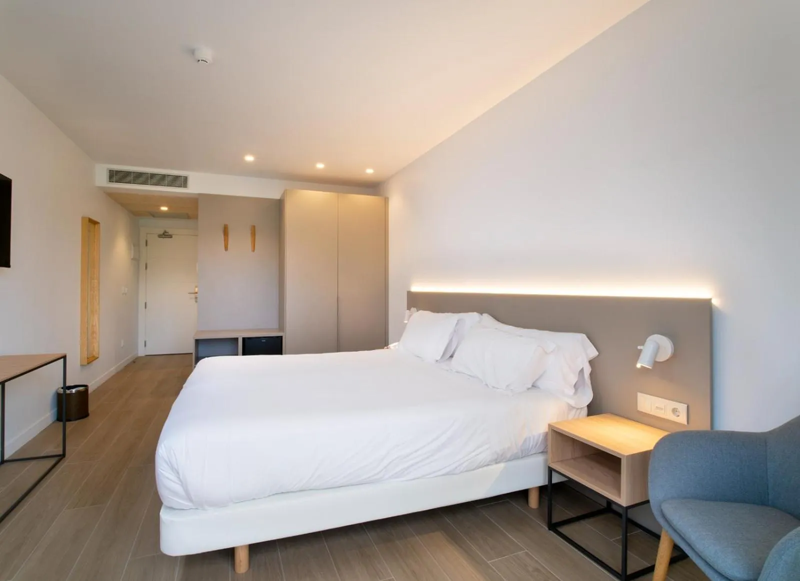 Single Room with Balcony in Hotel Trinkete