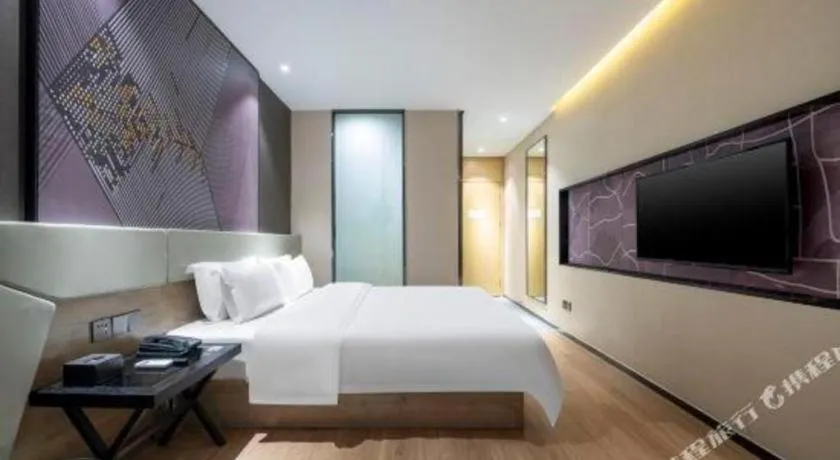 IU Hotels· Tianjin Houtai Chengjian University Haitai Industrial Park