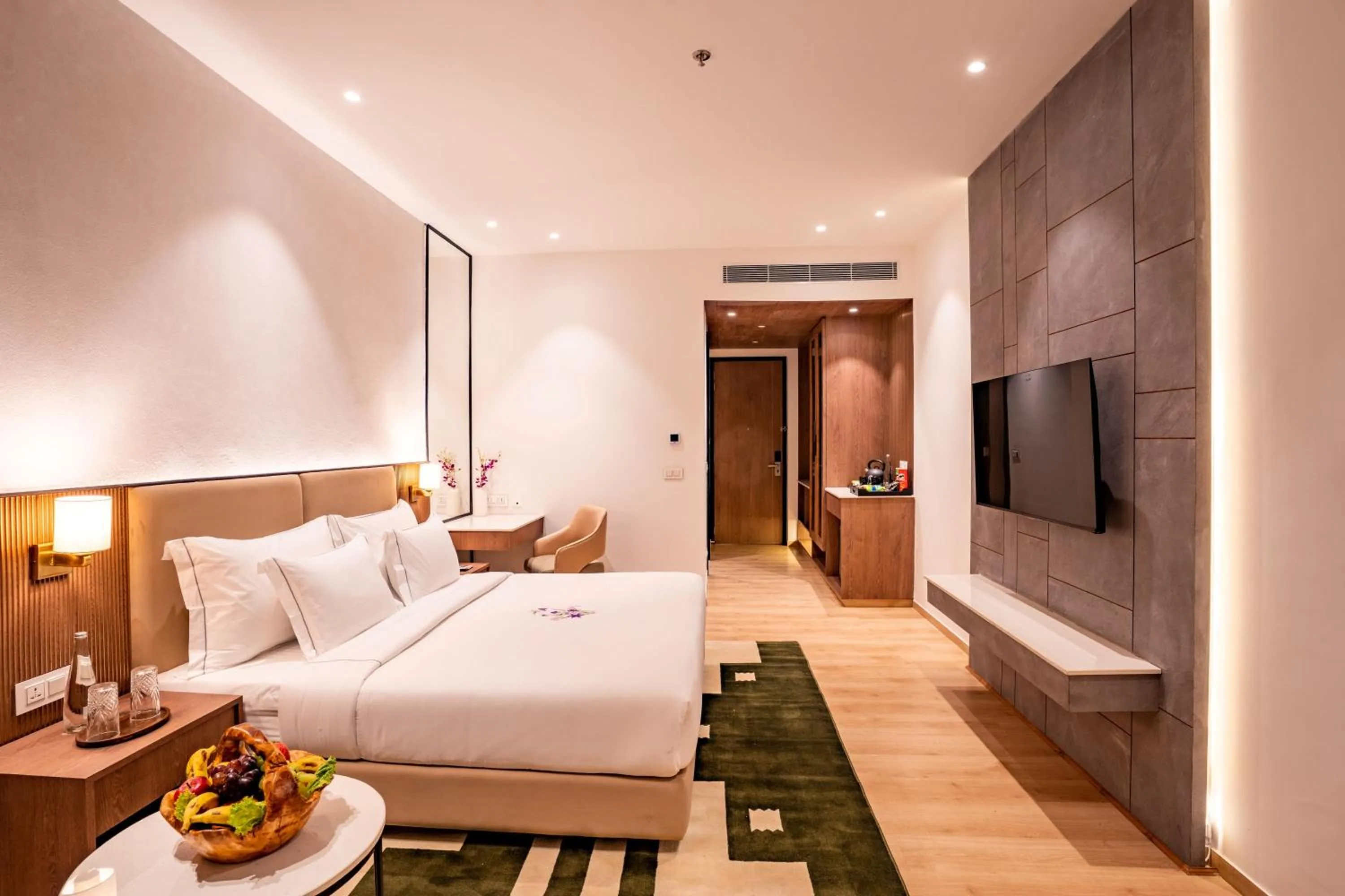  Rosa Room with Balcony - single occupancy in Velmore Kasauli Operated by Royal Orchid Hotel Ltd.