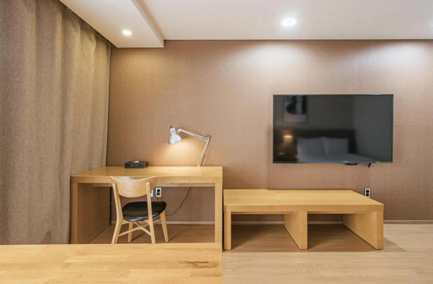 Standard Double Room in S Hotel