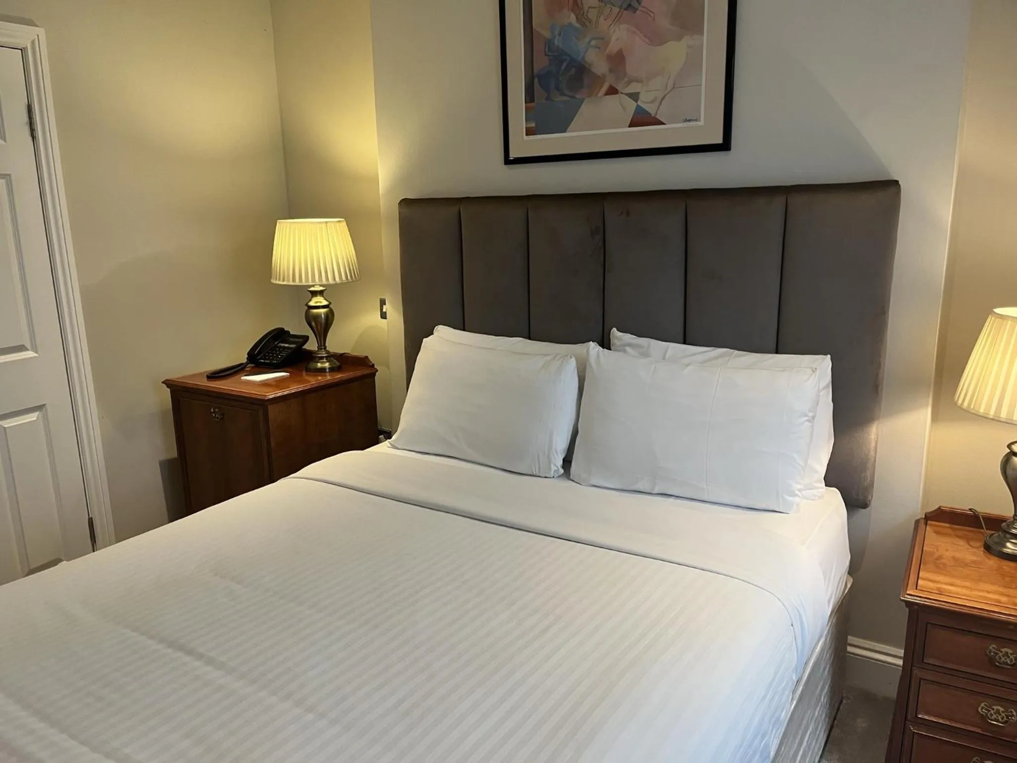Standard Single Room with Shower in Staunton Hotel - B&B