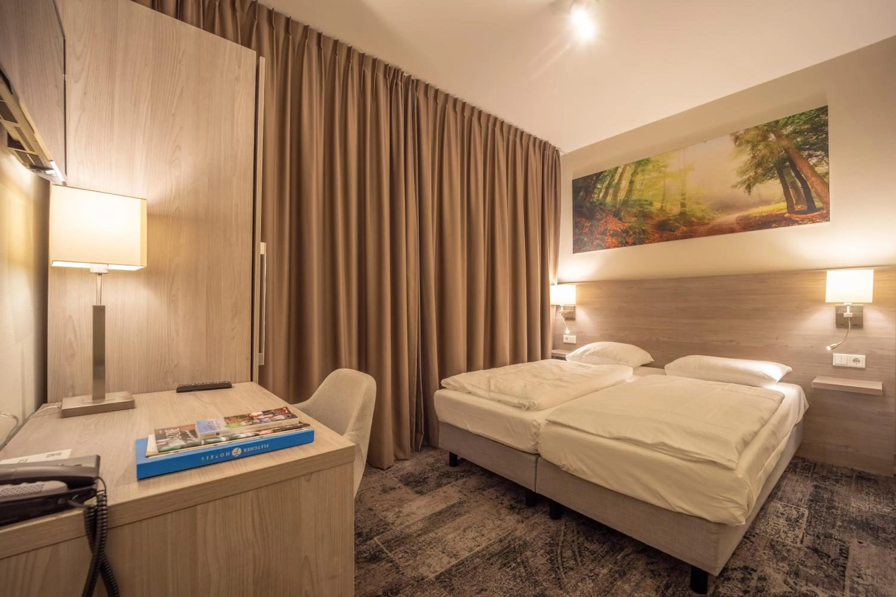 Comfort Double Room in Fletcher Hotel Restaurant De Geulvallei