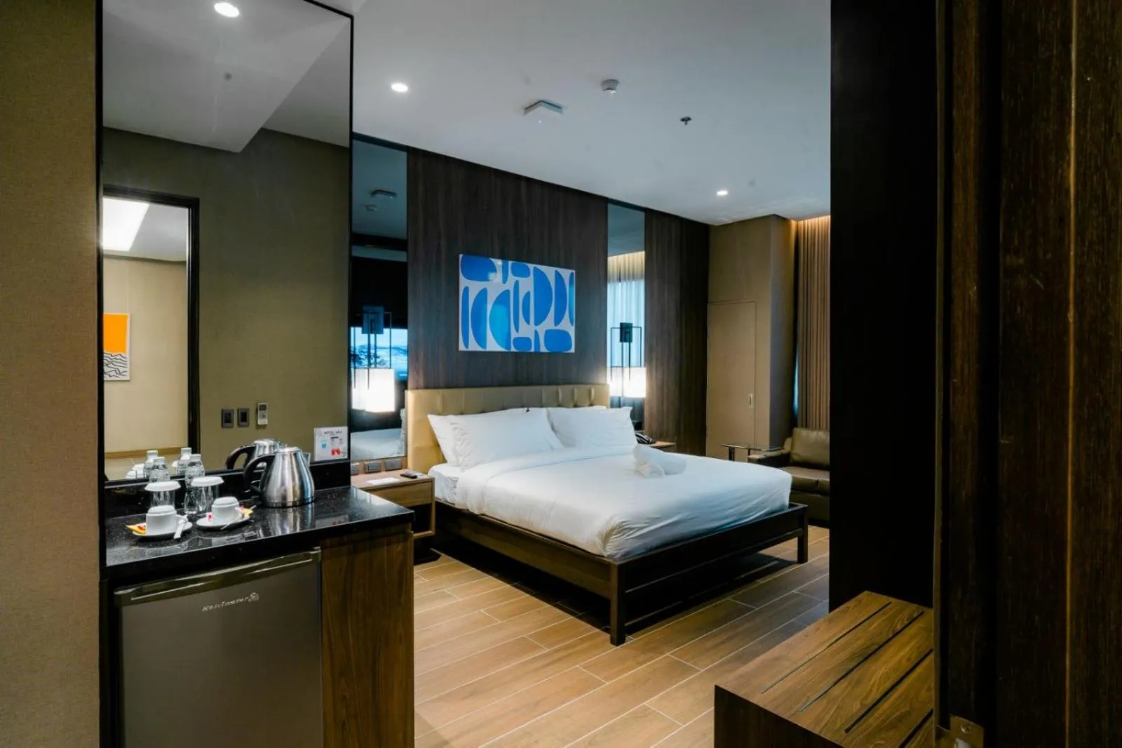 King Suite in Hotel A and A Quezon City powered by Cocotel