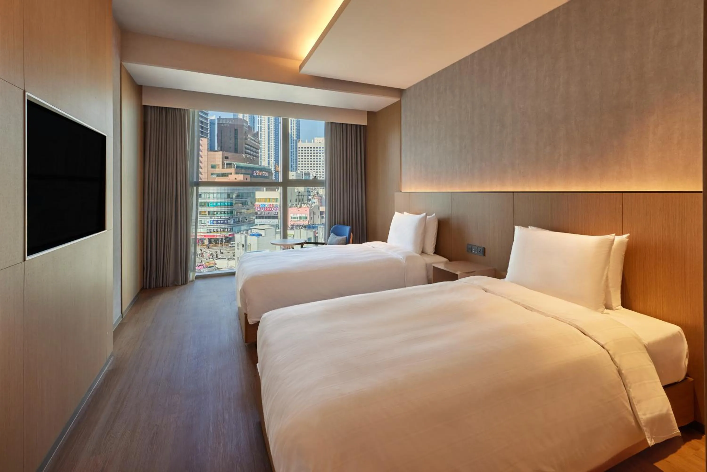 Standard Twin Town View (4F - 9F) in L7 HAEUNDAE by LOTTE HOTELS