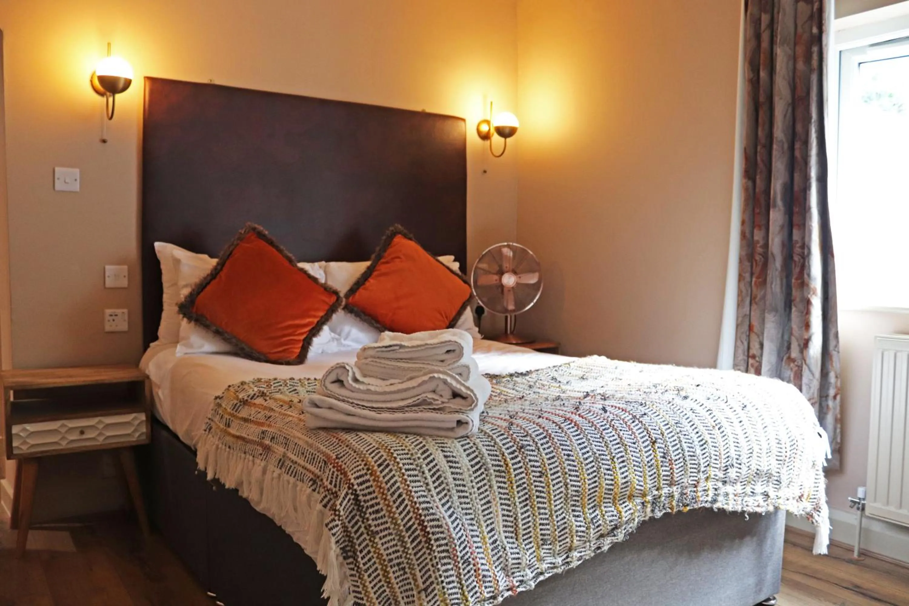 Standard Double or Twin - single occupancy in Shillingford Bridge Hotel