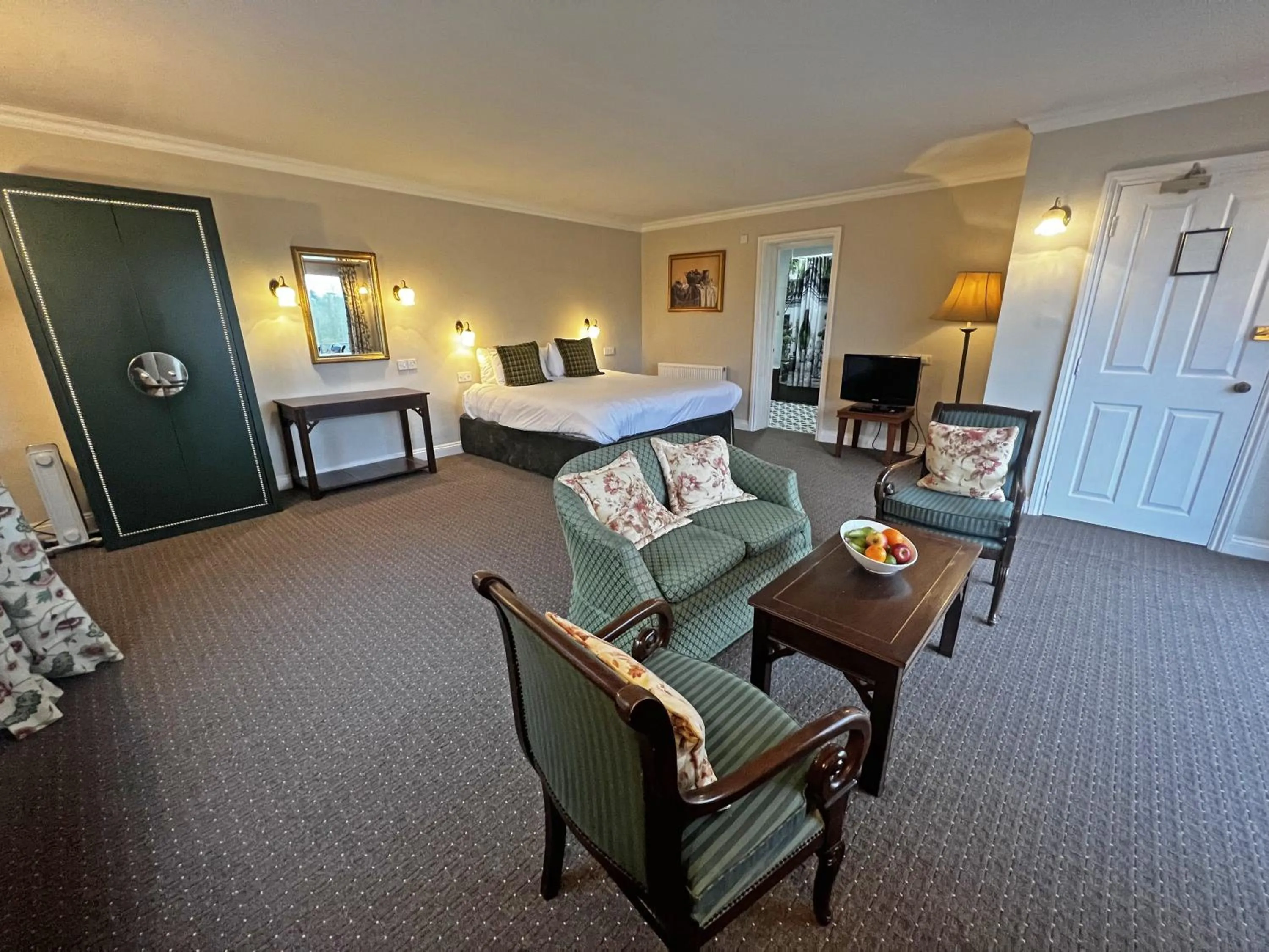 Riverview Studio - single occupancy in Shillingford Bridge Hotel