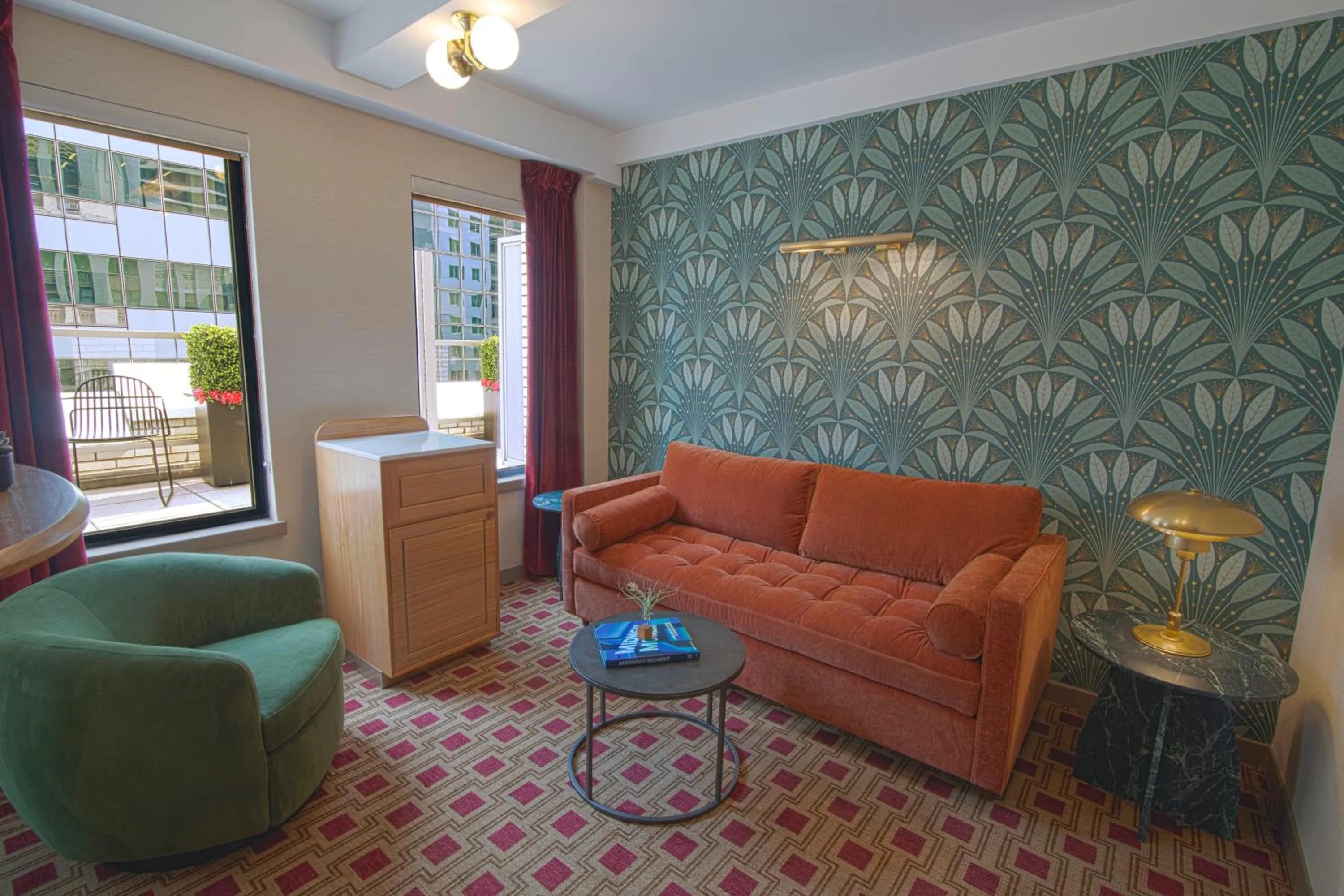 Thomas Edison 2 Queens Two-bedroom Suite with Terrace in Hotel Edison Times Square