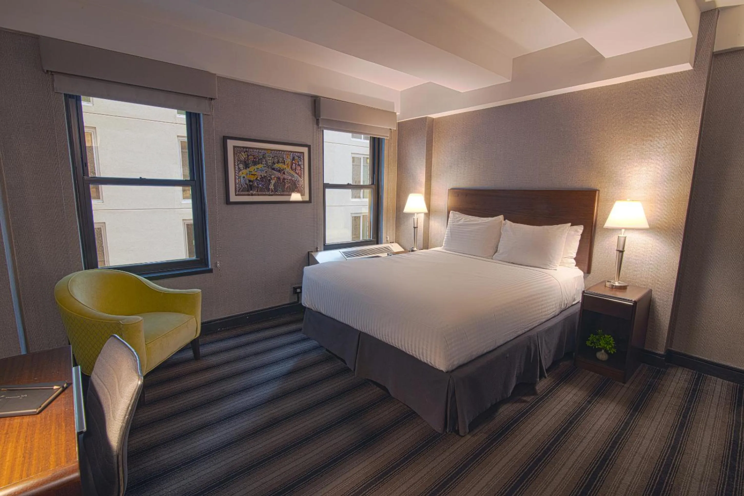 Accessible Queen Guest Room in Hotel Edison Times Square