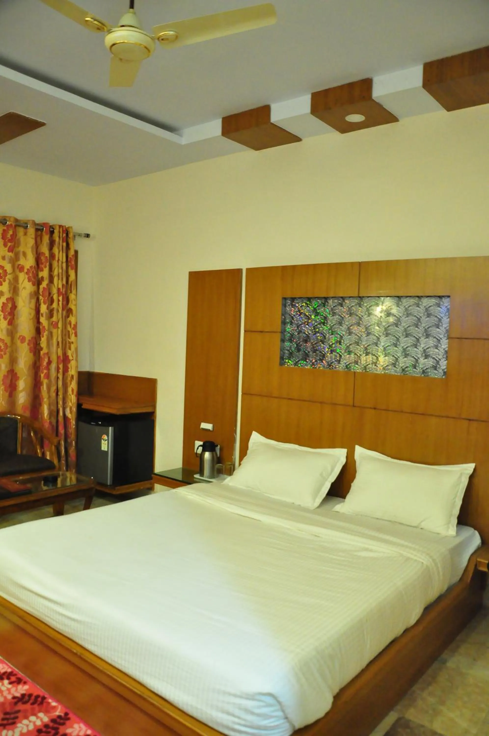 Deluxe Double Room in Hotel Basera Brij Bhoomi Vrindavan