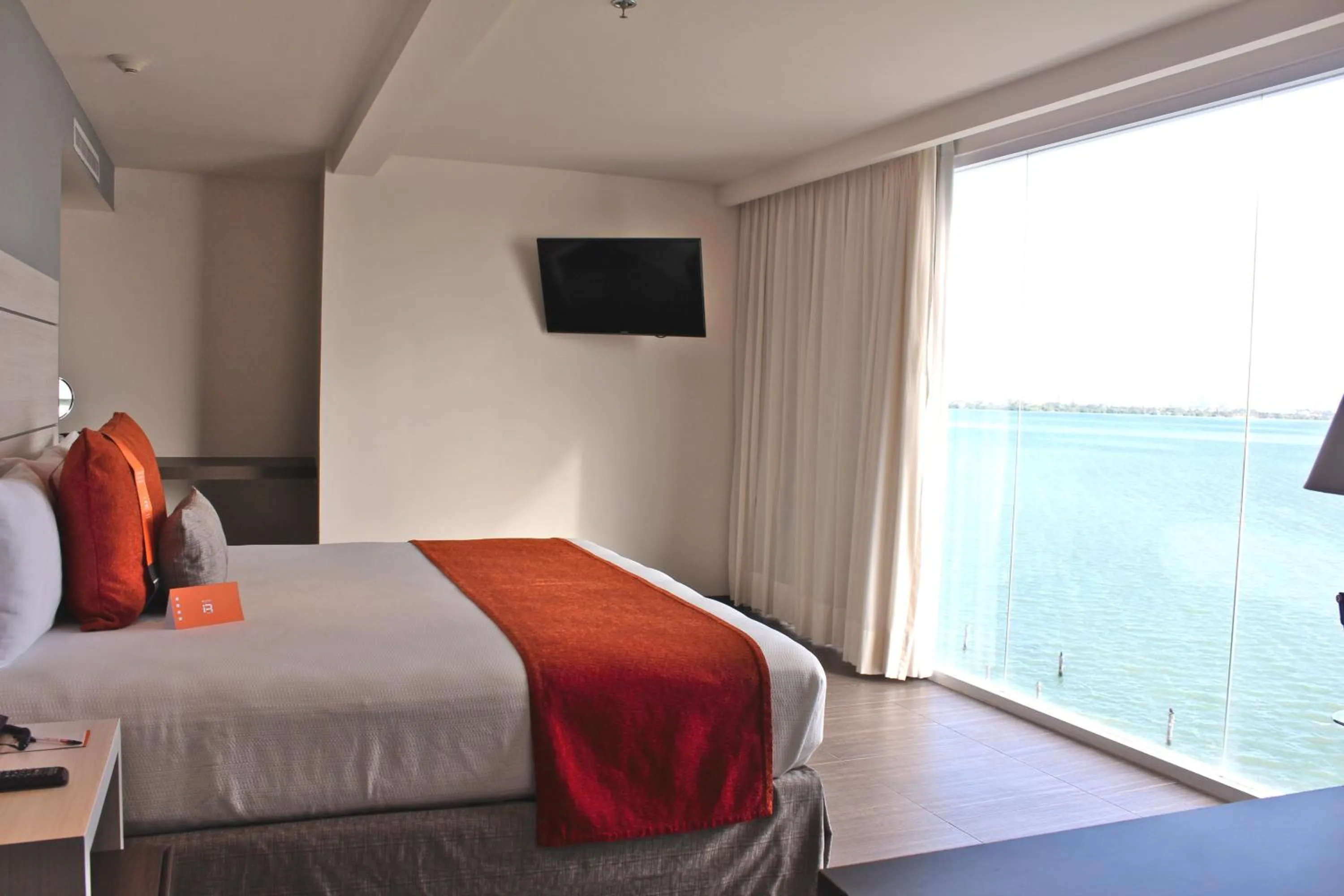 Junior Suite - Lagoon View in Real Inn Cancún