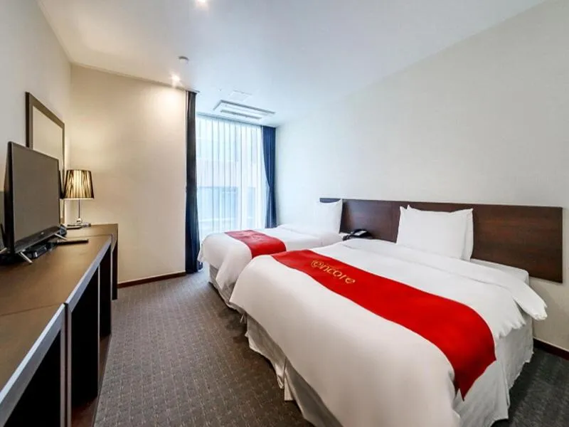 Large Twin Room in Hotel K-Tree Pyeongtaek