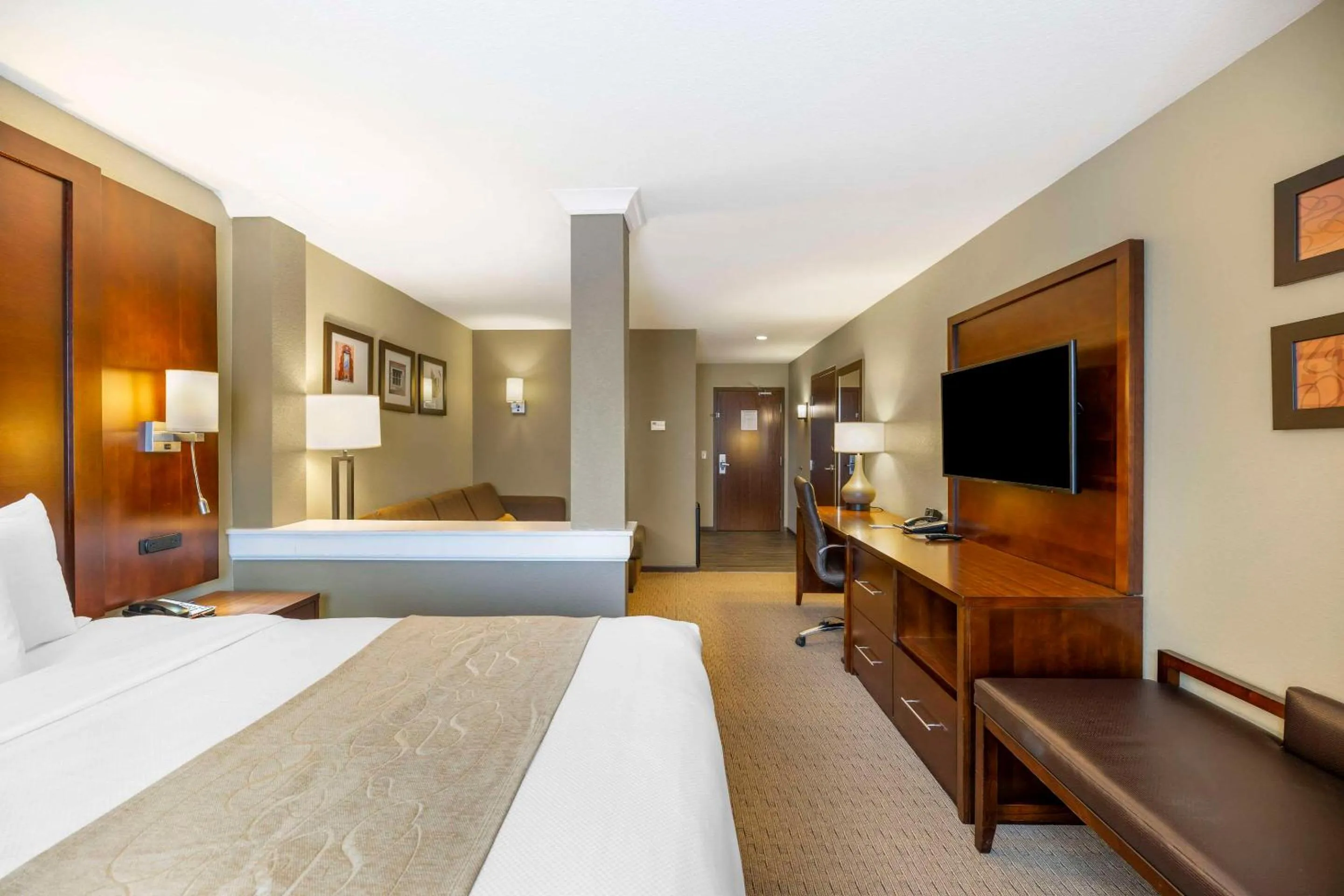 King Suite in Comfort Suites Carlsbad