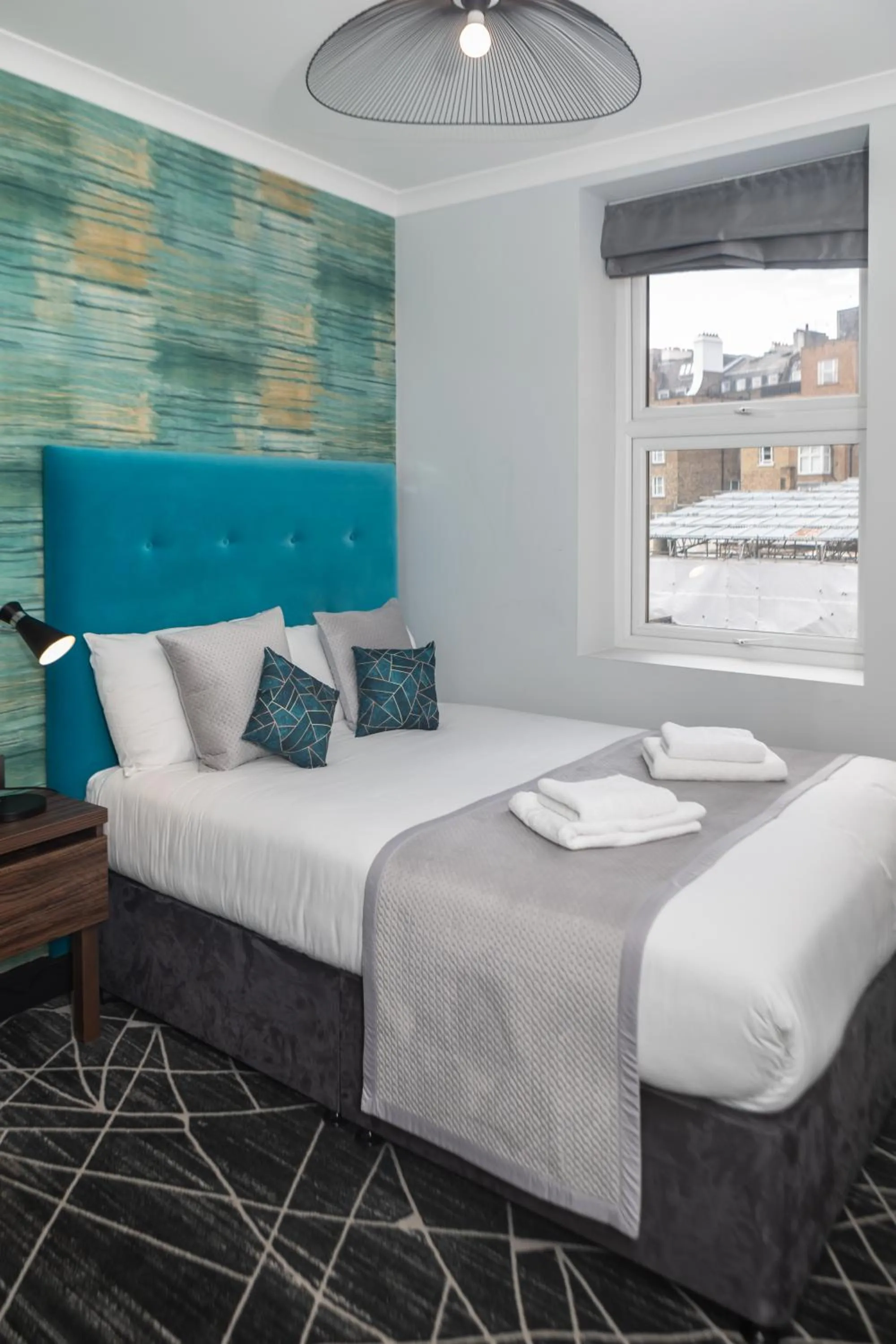 Double Room in Paddington Park Hotel