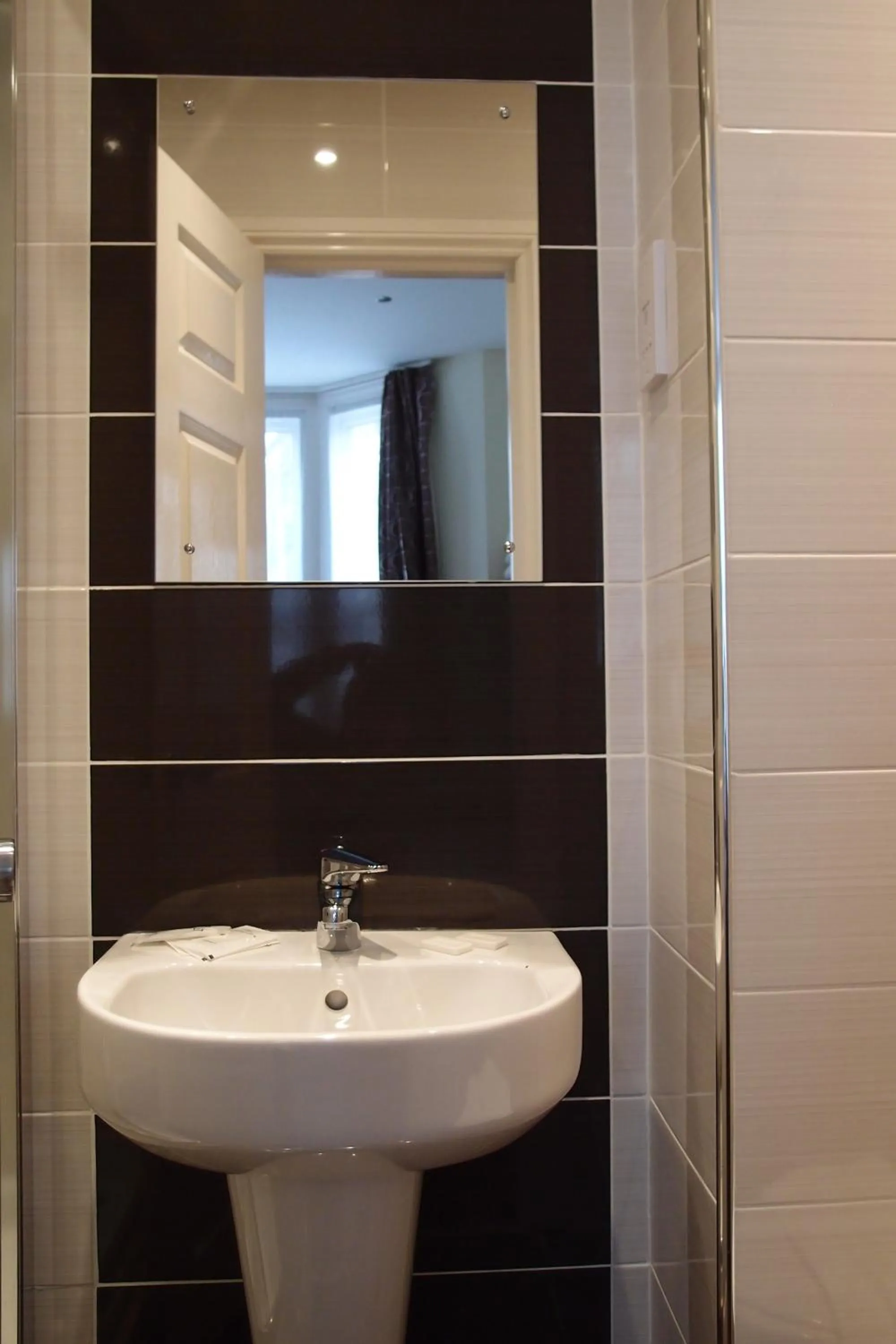 Triple Room in Hotel 65