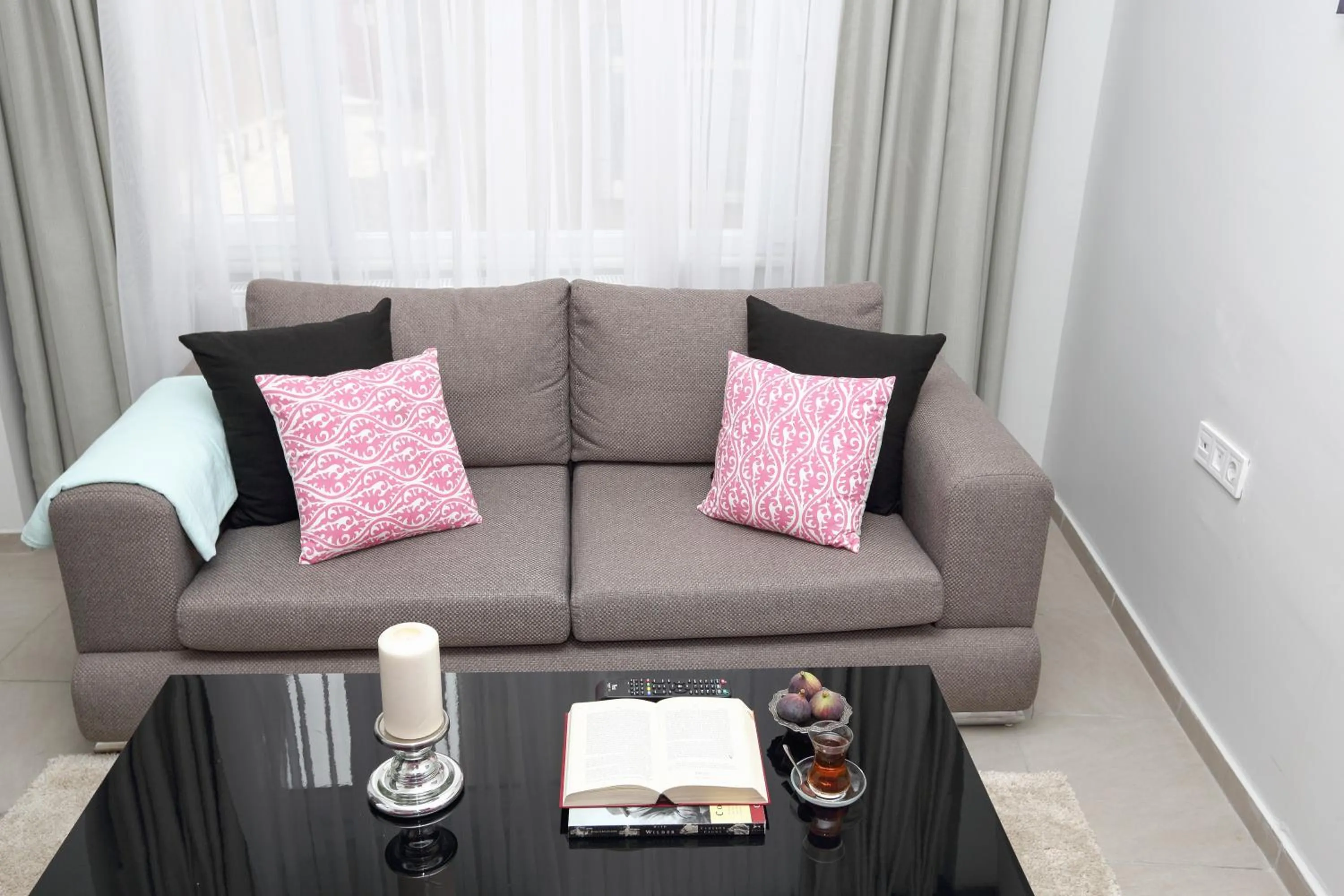 Two-Bedroom Apartment with Balcony in Patika Suites