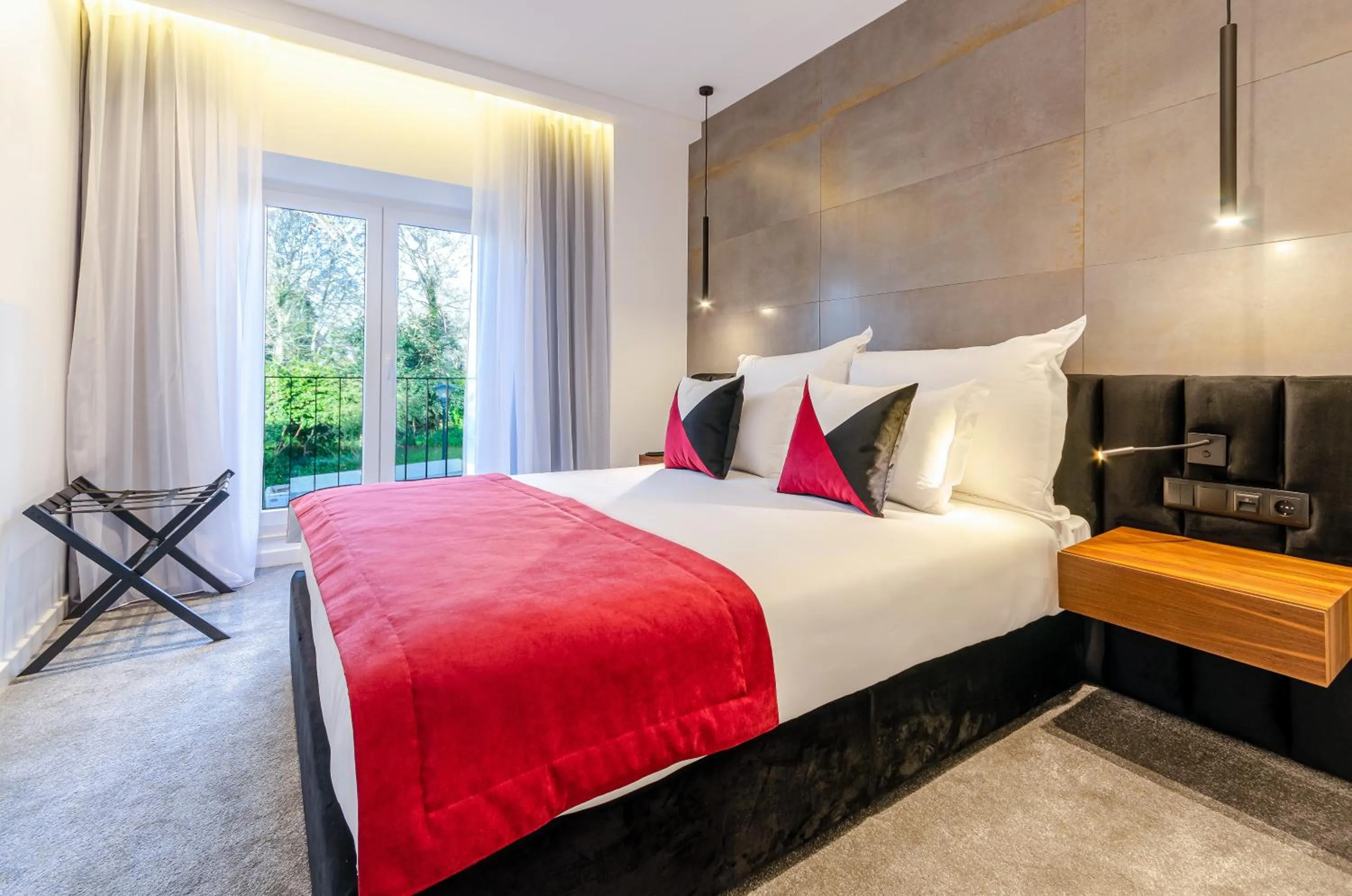 Deluxe Double Room in 2M BOUTIQUE HOTEL