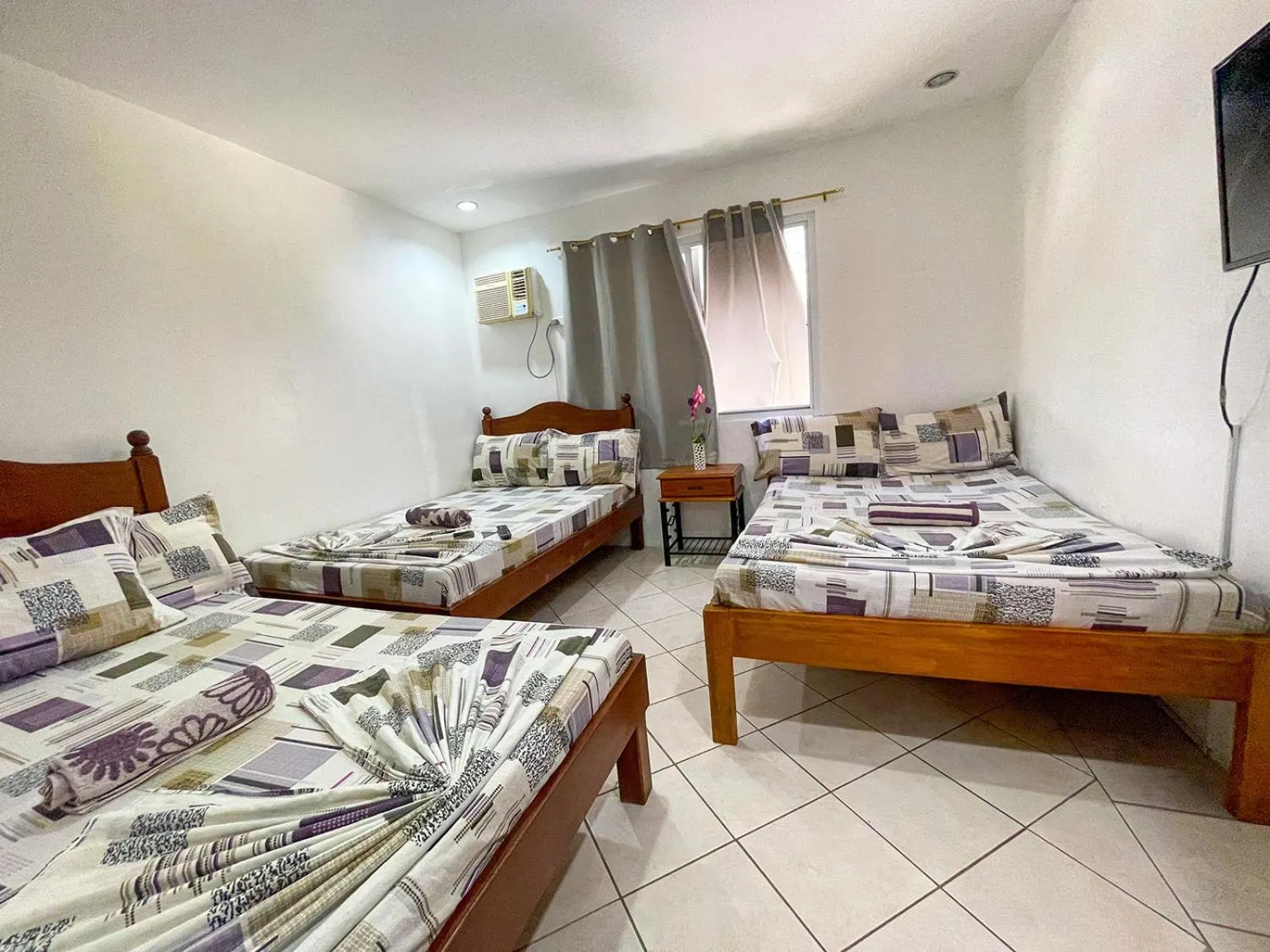 Deluxe Family Room in Agbing Seaside View Resort Puerto Galera powered by Cocotel