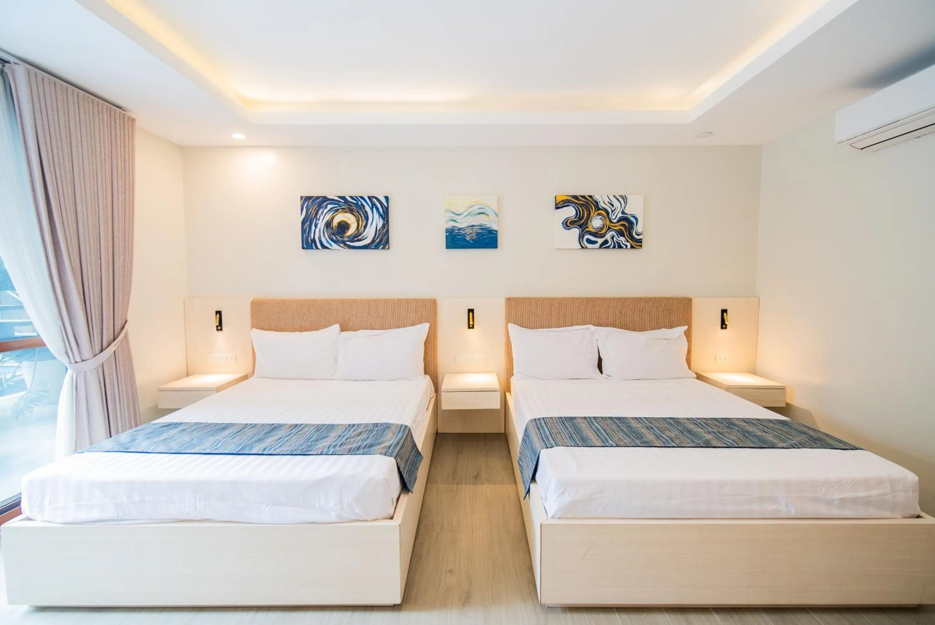 Deluxe Family Suite in KLM Condotel