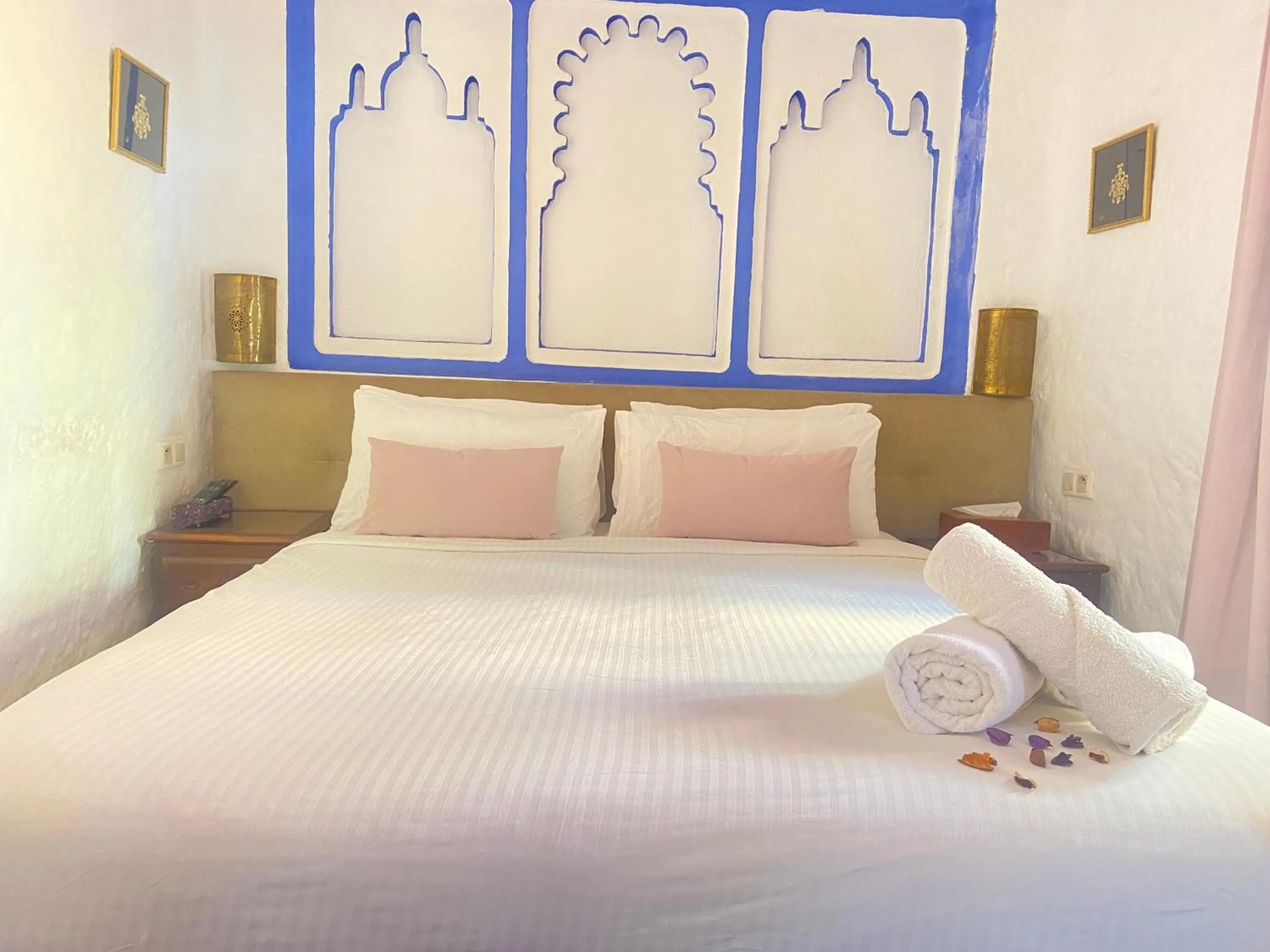 Junior Suite with Mountain View in Riad Gharnata