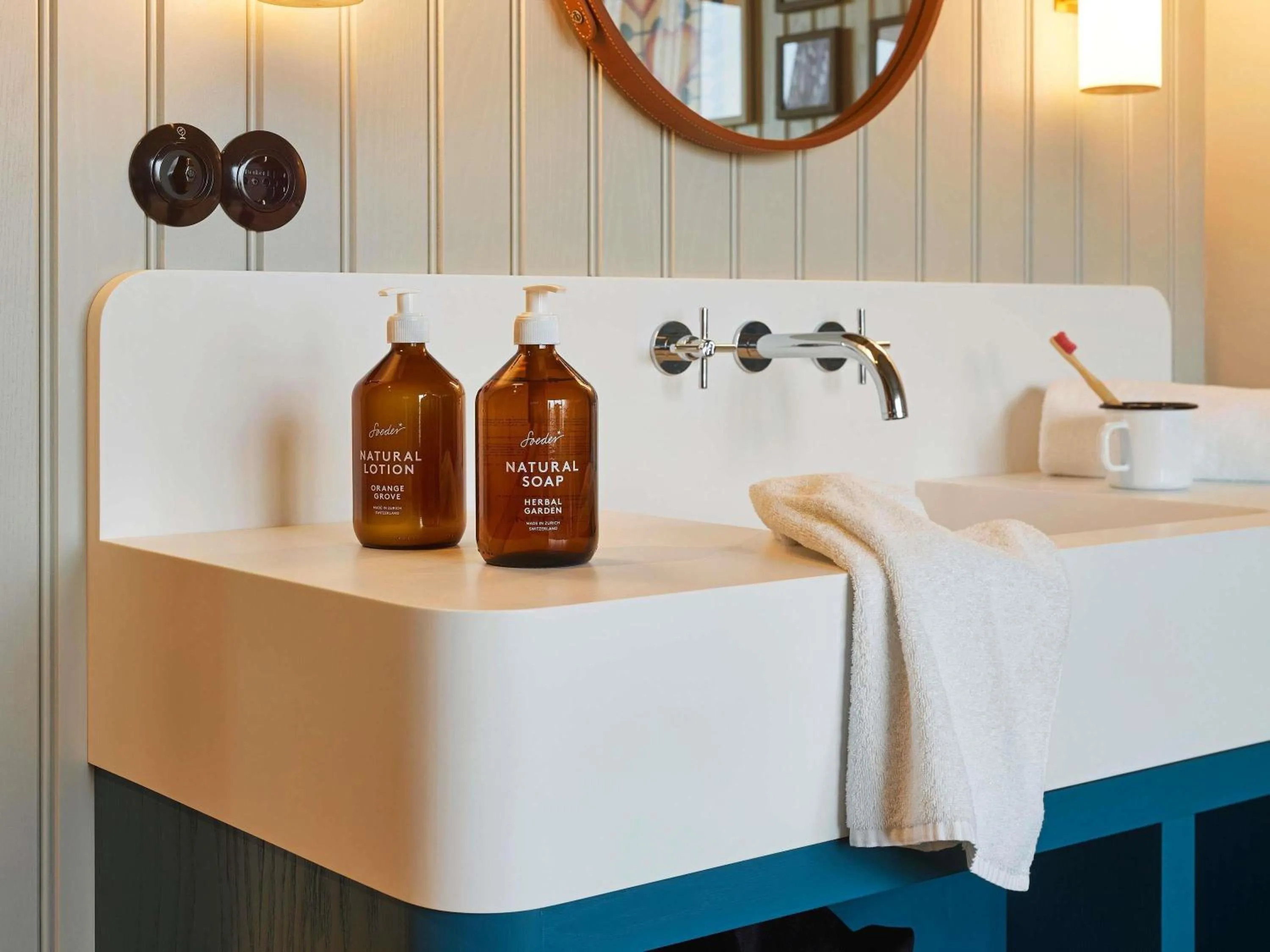 Gigantic in 25hours Hotel Paper Island