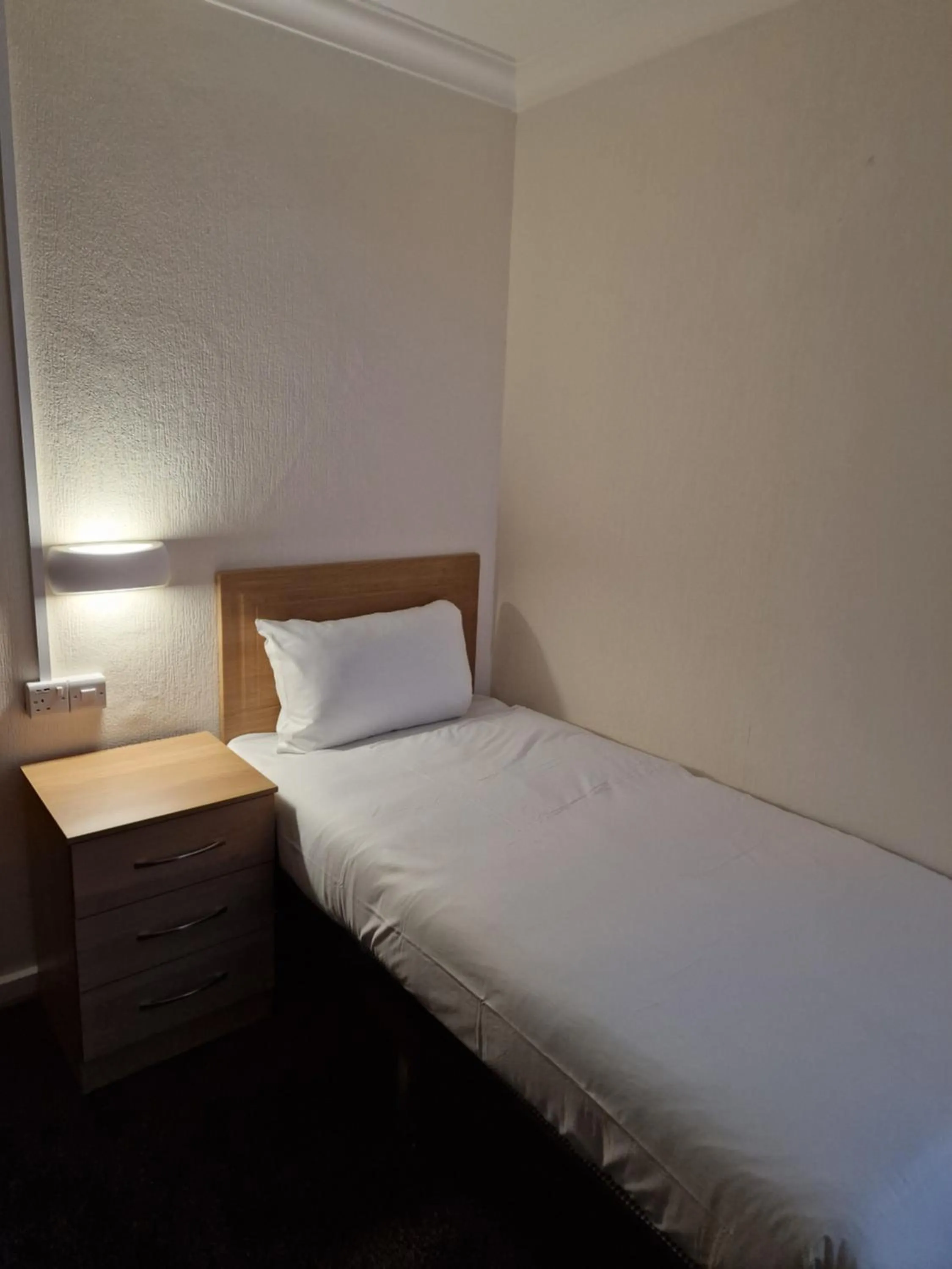 Standard Single Room in Britannia Hotel Birmingham New Street Station Birmingham