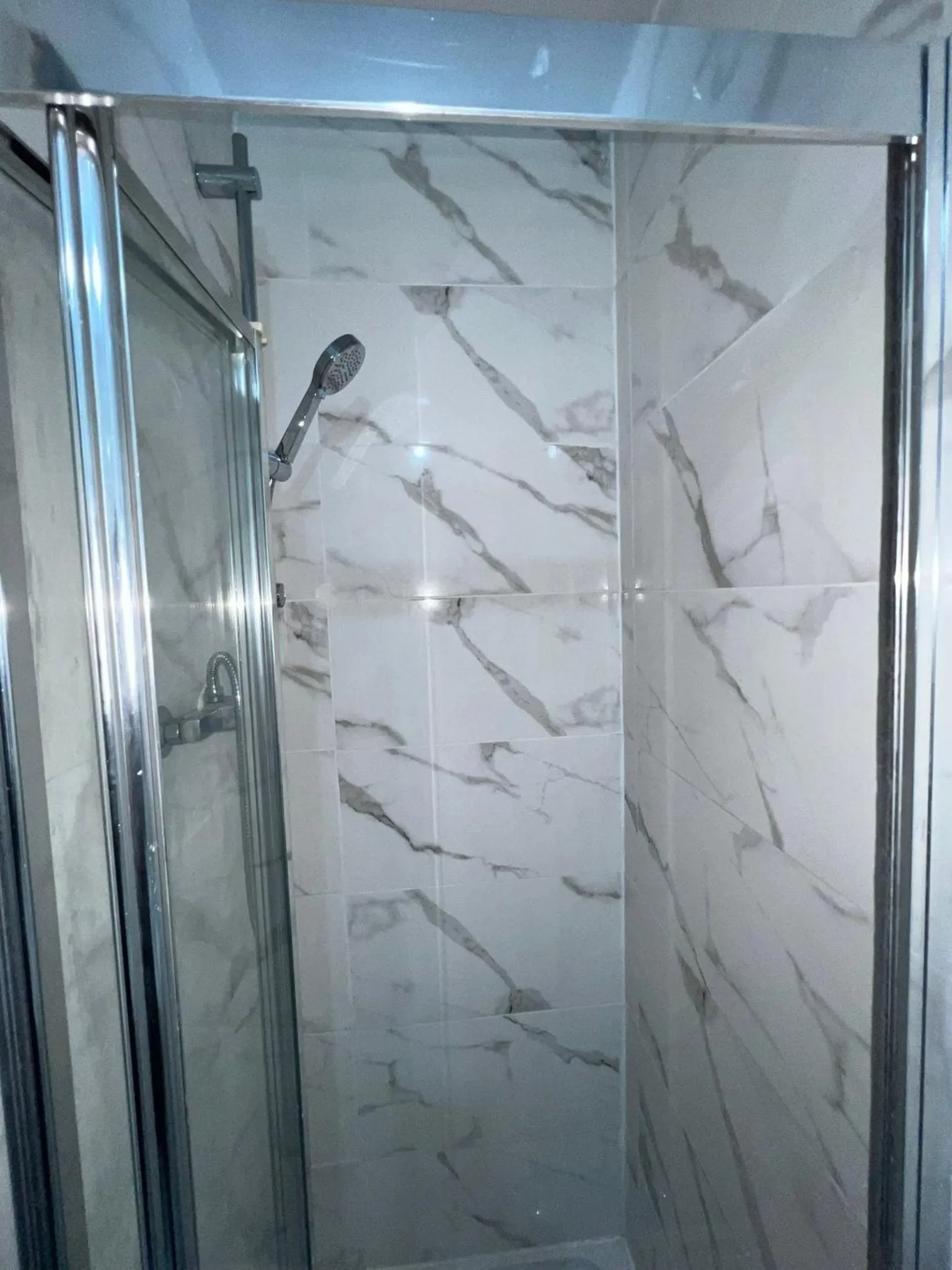 Standard Double Room in OYO Greenway Stays