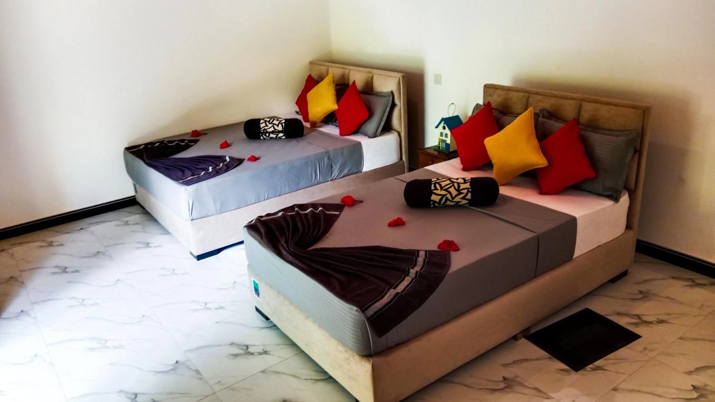 Deluxe Family Suite in Sigiri Thilanka Rest Sigiriya