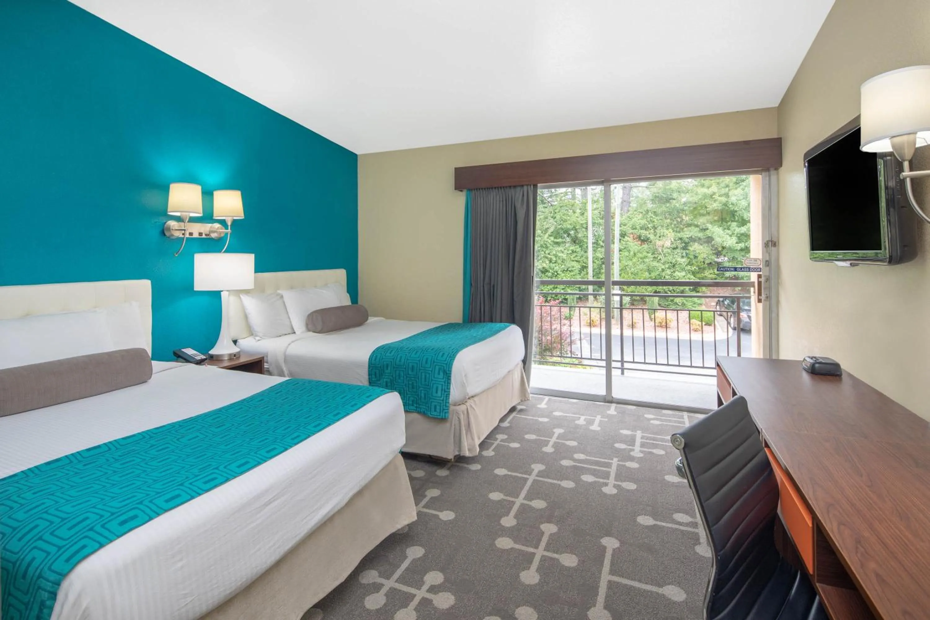 Double Room with Two Double Beds - Smoking in Howard Johnson by Wyndham Athens
