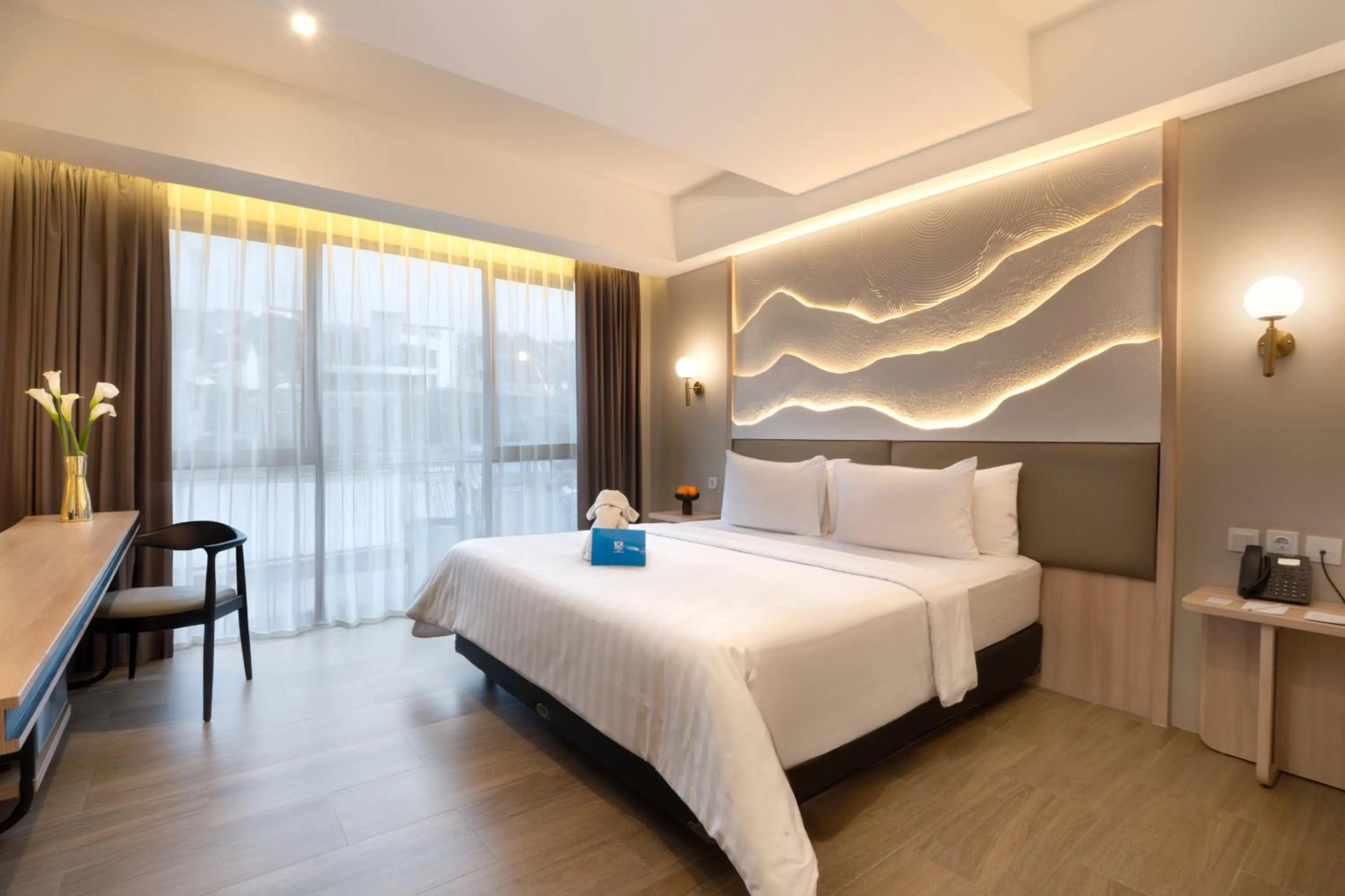 Deluxe Double or Twin Room with Mountain View in 1O1 STYLE Yogyakarta Malioboro