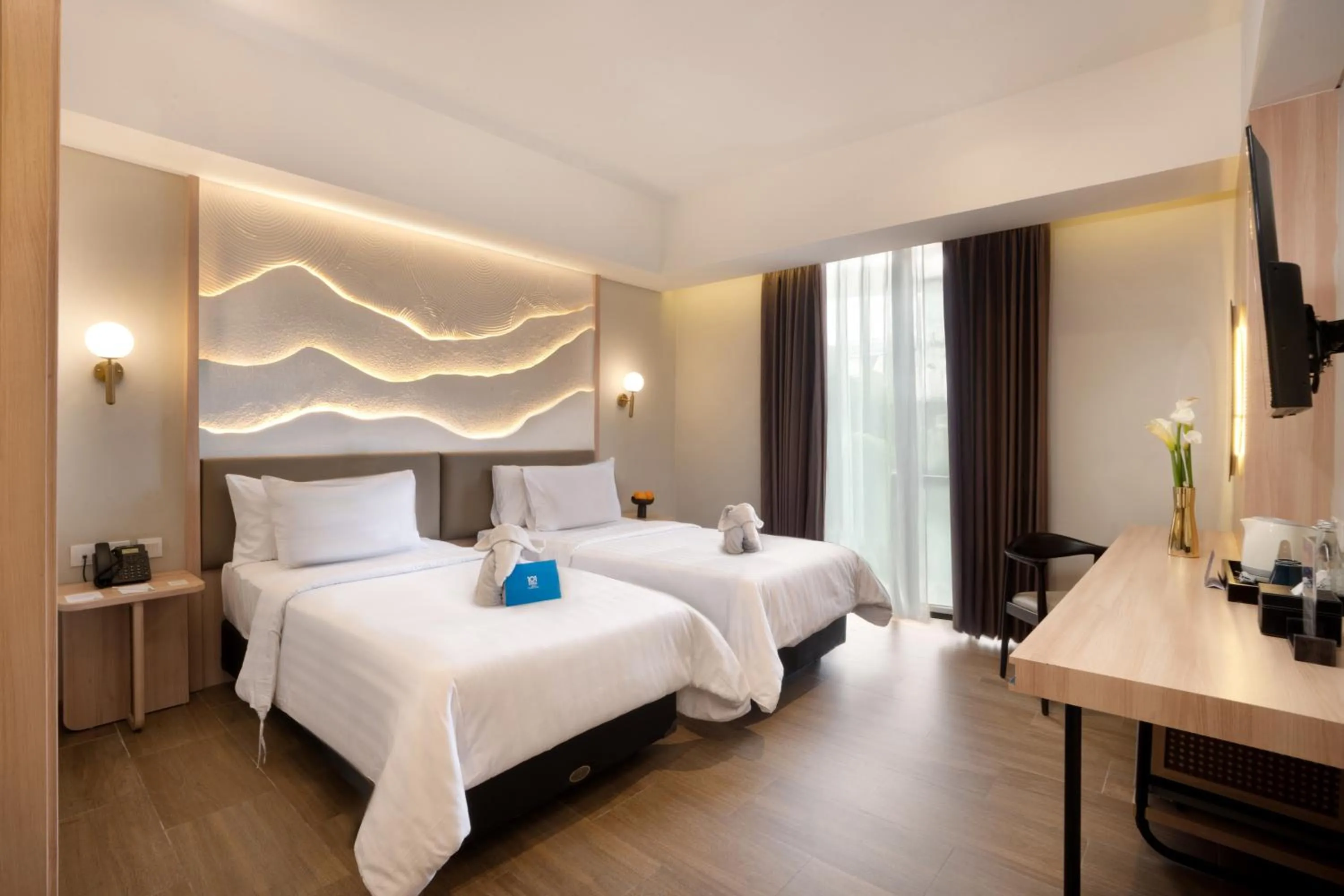 Deluxe Double or Twin Room with City View in 1O1 STYLE Yogyakarta Malioboro