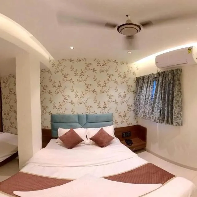 Family Suite in Hotel India Gate Narhe, Pune