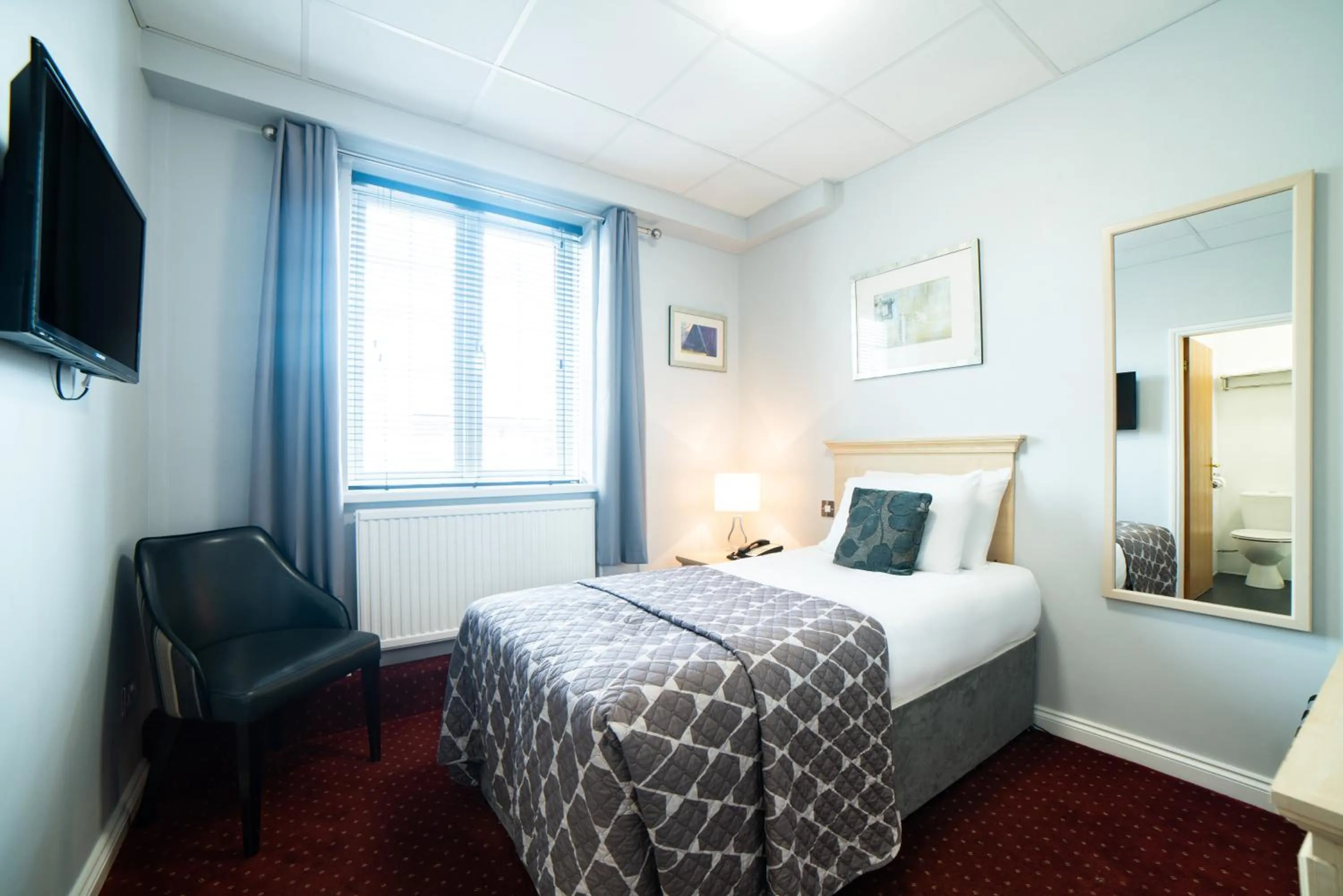 Standard Single Room - single occupancy in Quality Hotel Coventry