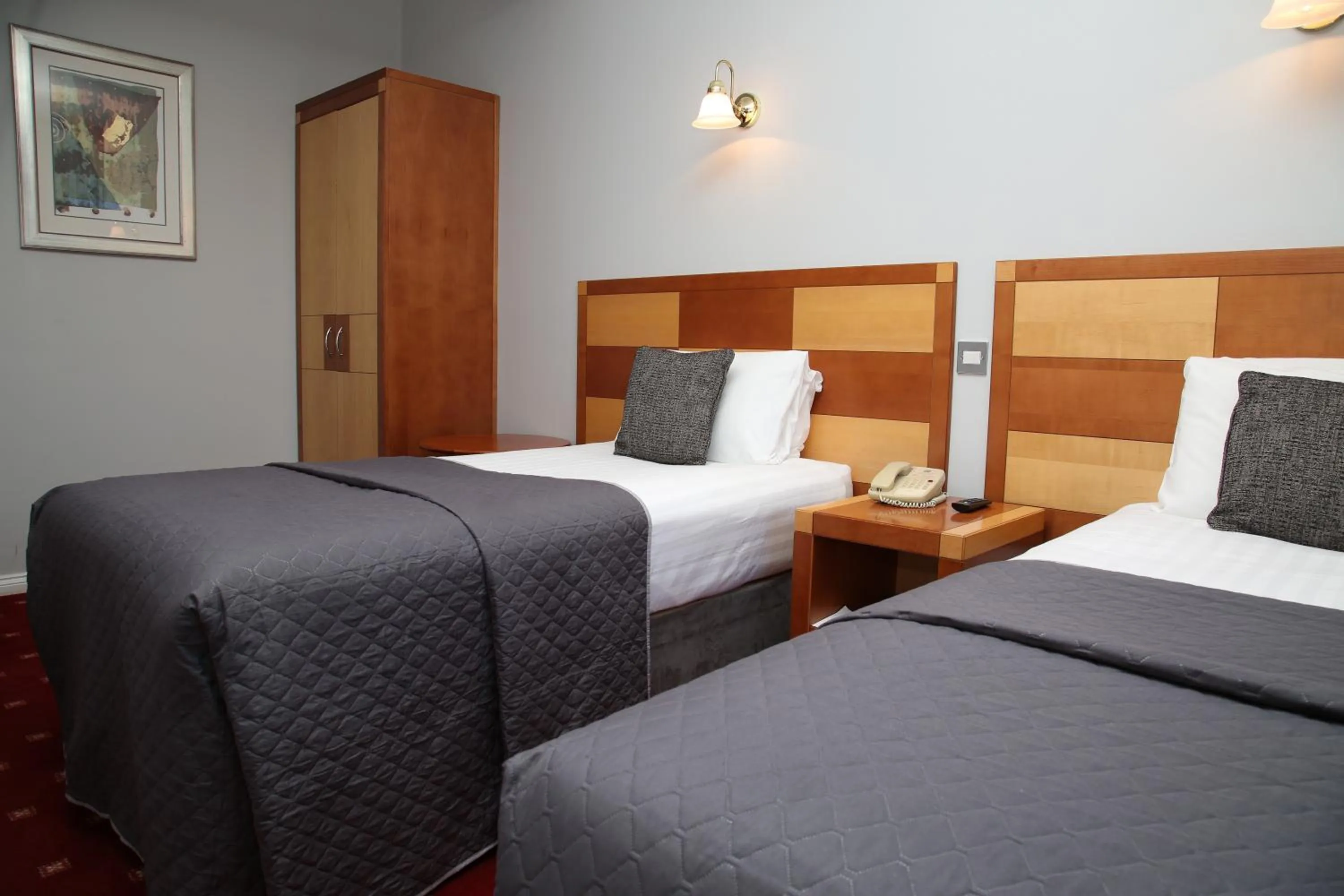 Standard Twin Room in Quality Hotel Coventry
