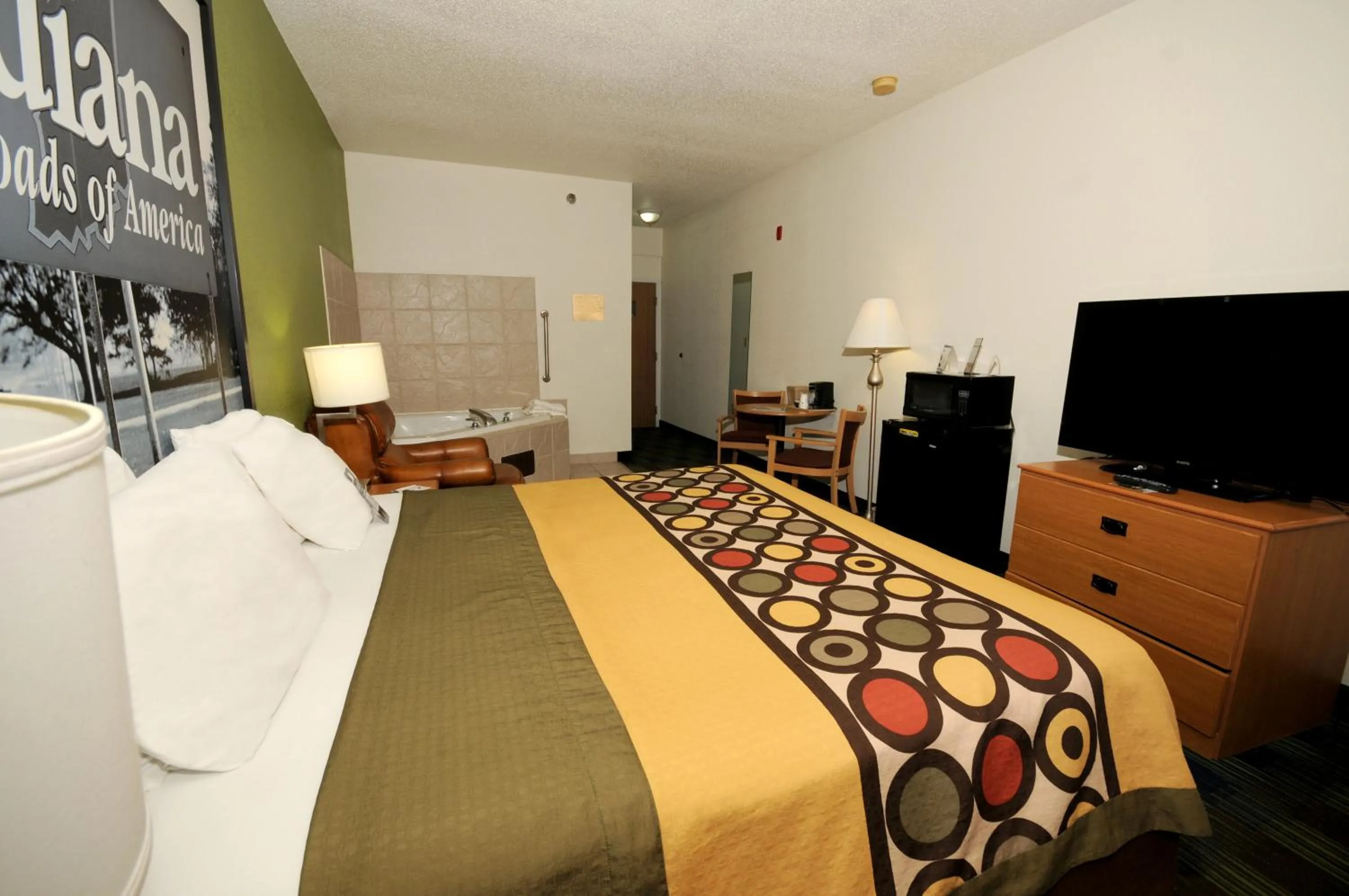 King Studio Suite - Non-Smoking in Super 8 by Wyndham Corydon