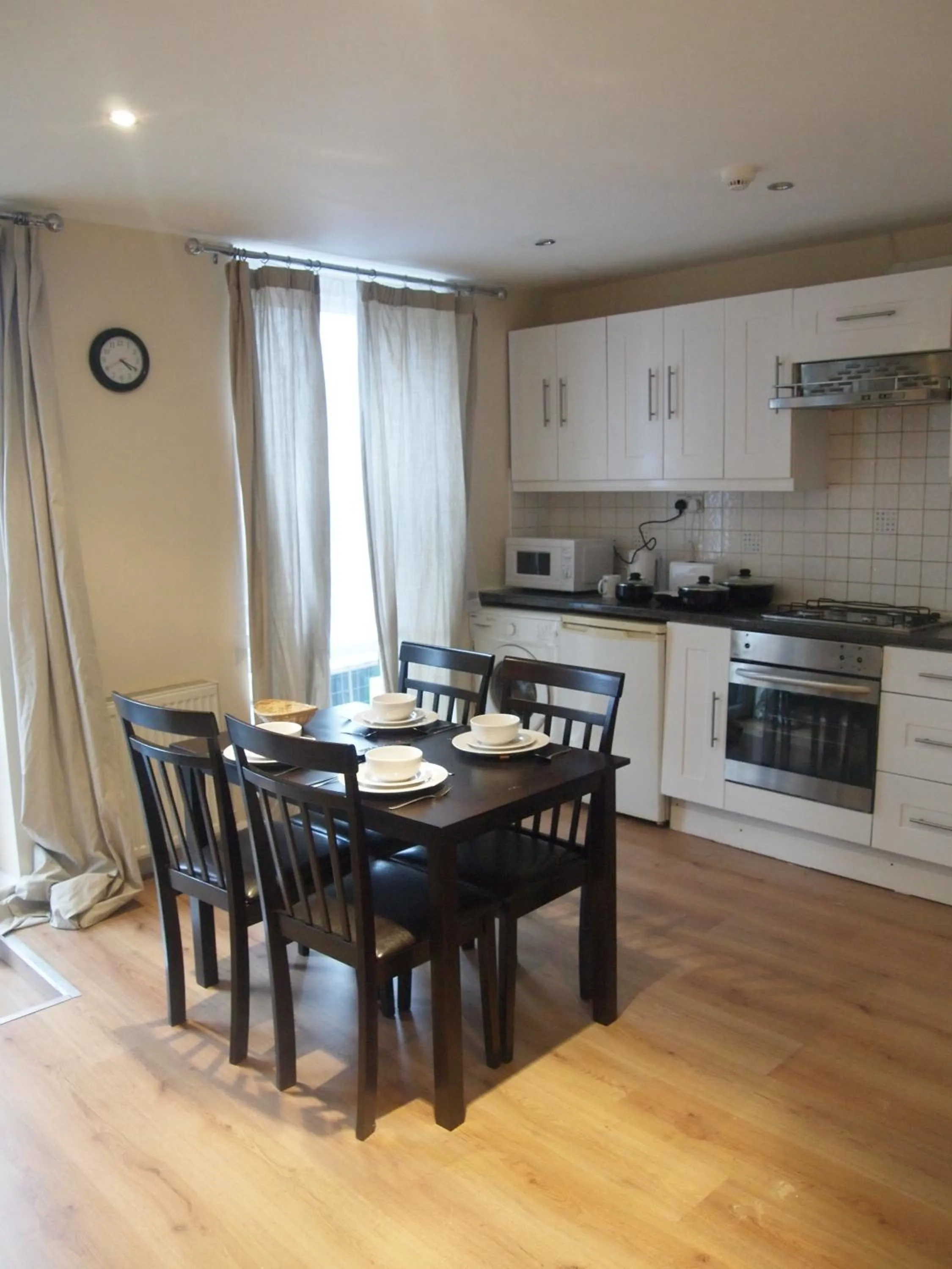 APT - First Floor in Marble Arch Flats