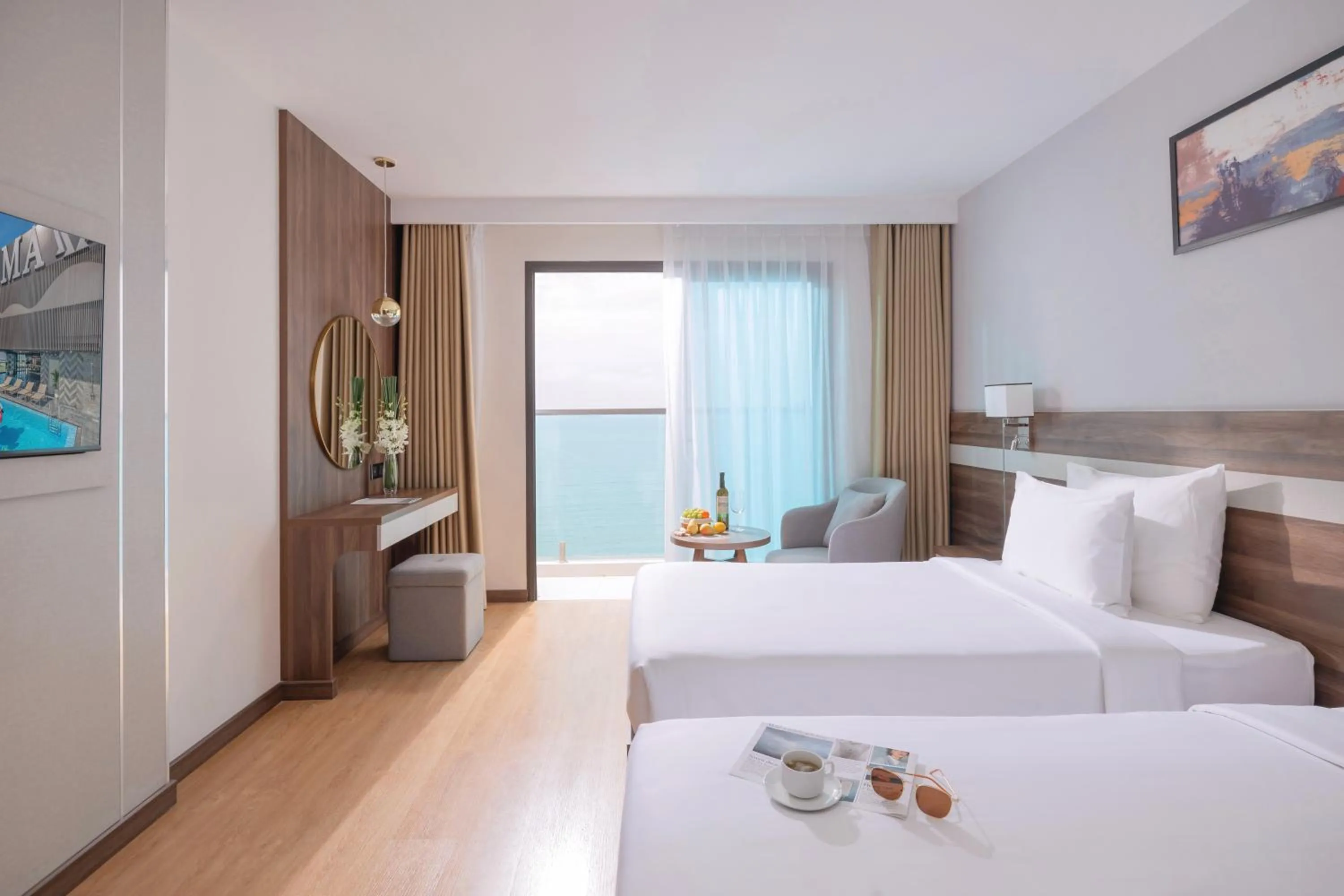 Deluxe Twin Room with Sea View in PANAMA Nha Trang Hotel