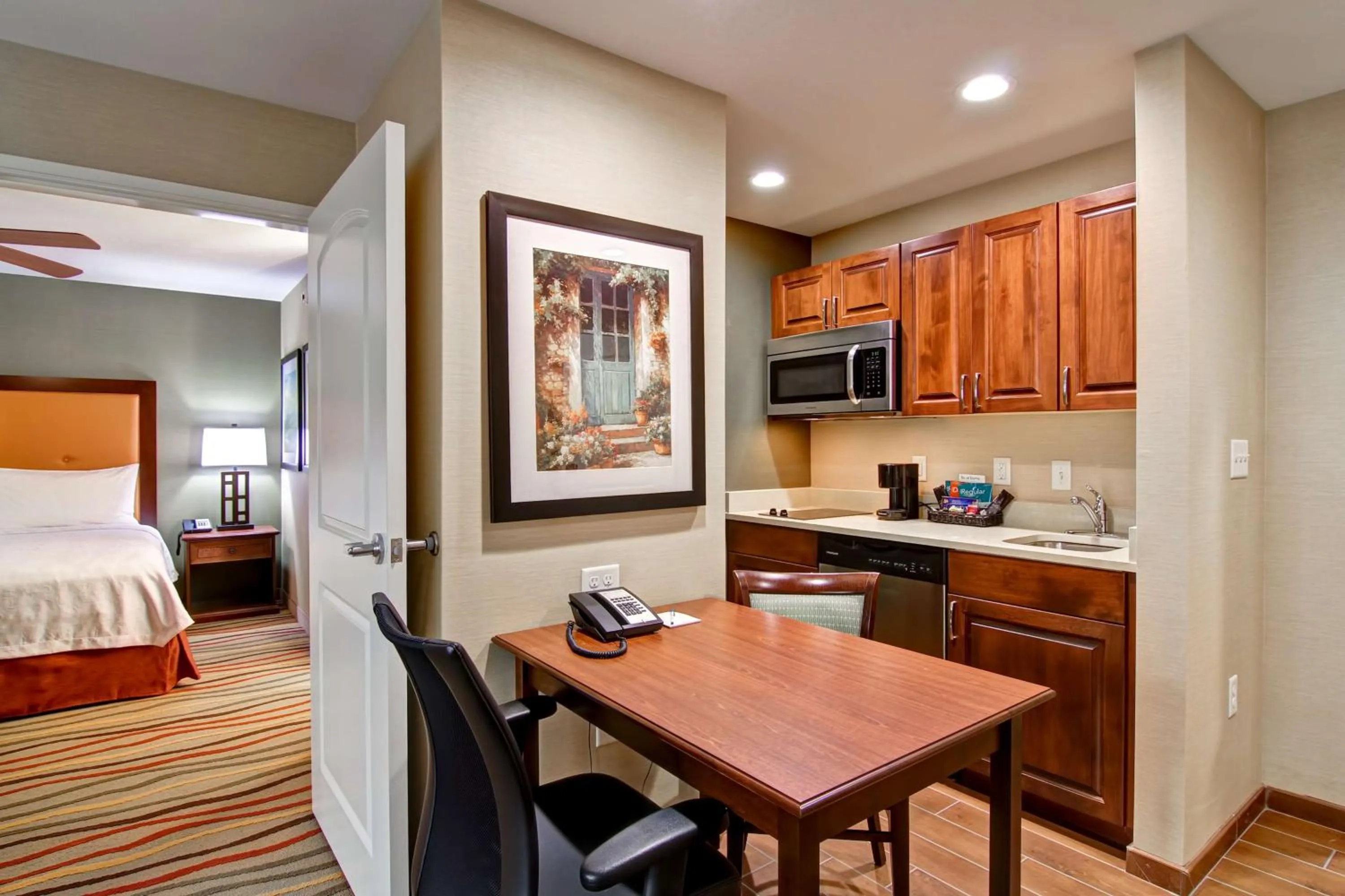 One-Bedroom King Suite - Non-Smoking in Homewood Suites by Hilton Richland