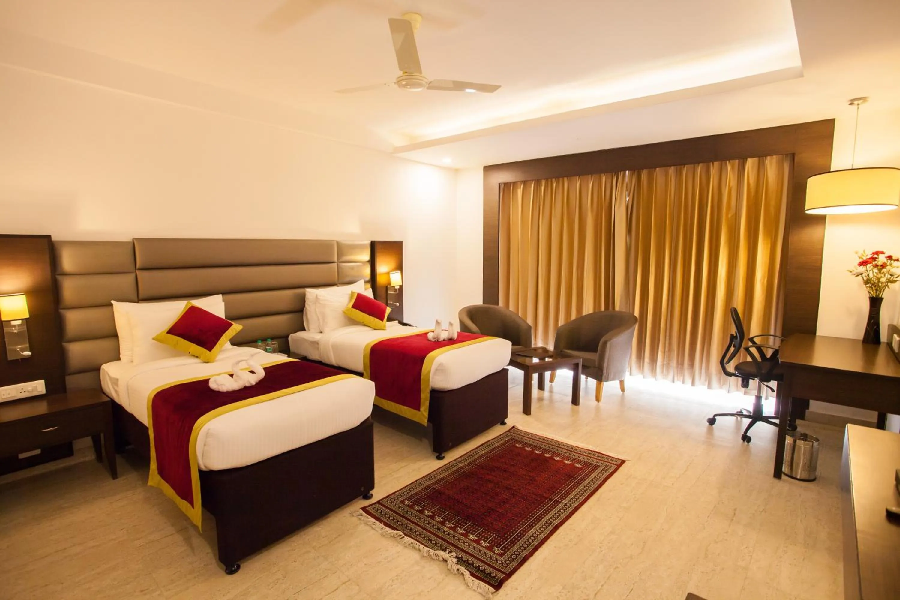 Premier Double Room  - 25% off on food & soft beverages, 10% off on Laundry in Velvet Clarks Exotica