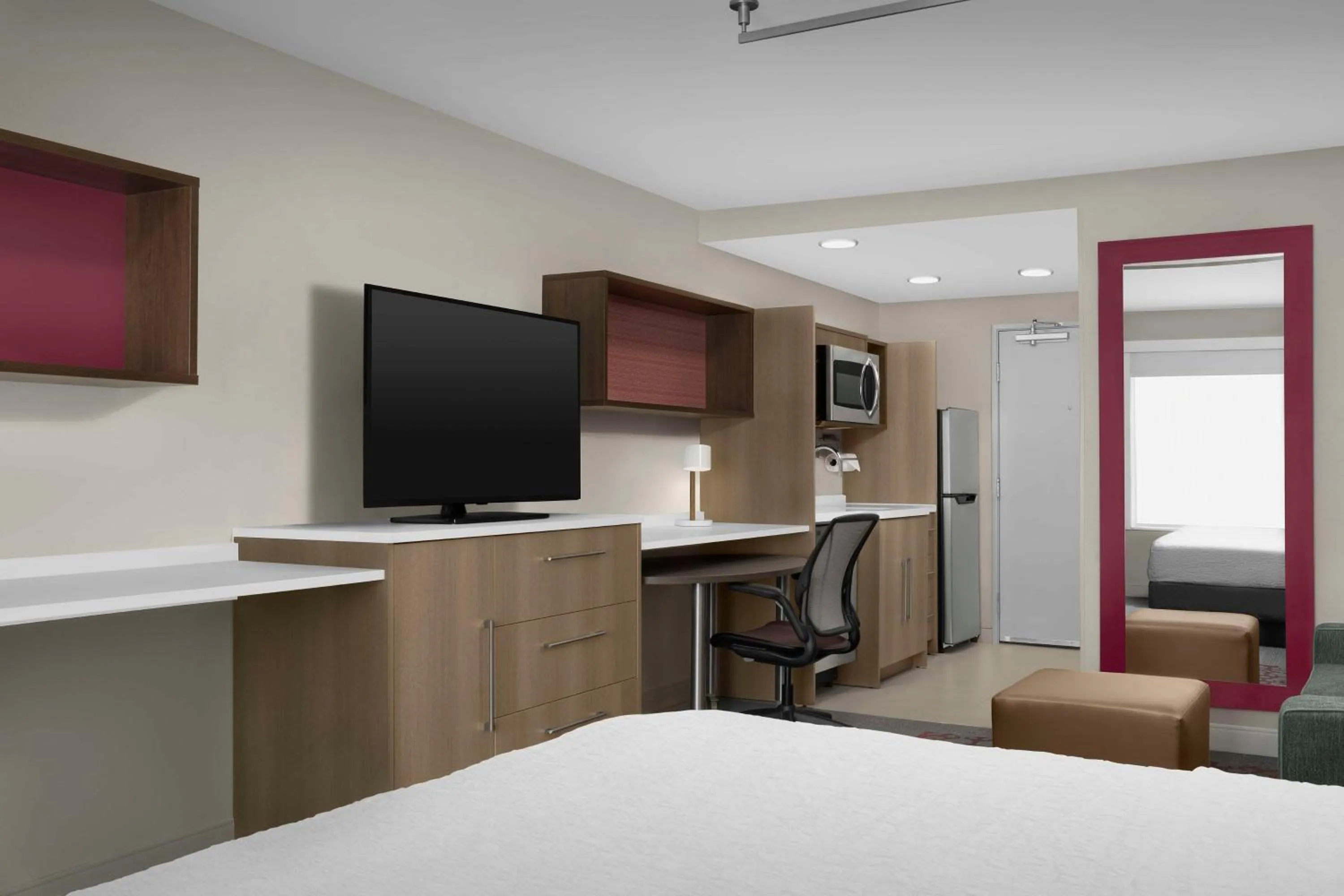 King Studio Suite with Accessible Tub - Mobility Access in Home2 Suites By Hilton Poughkeepsie