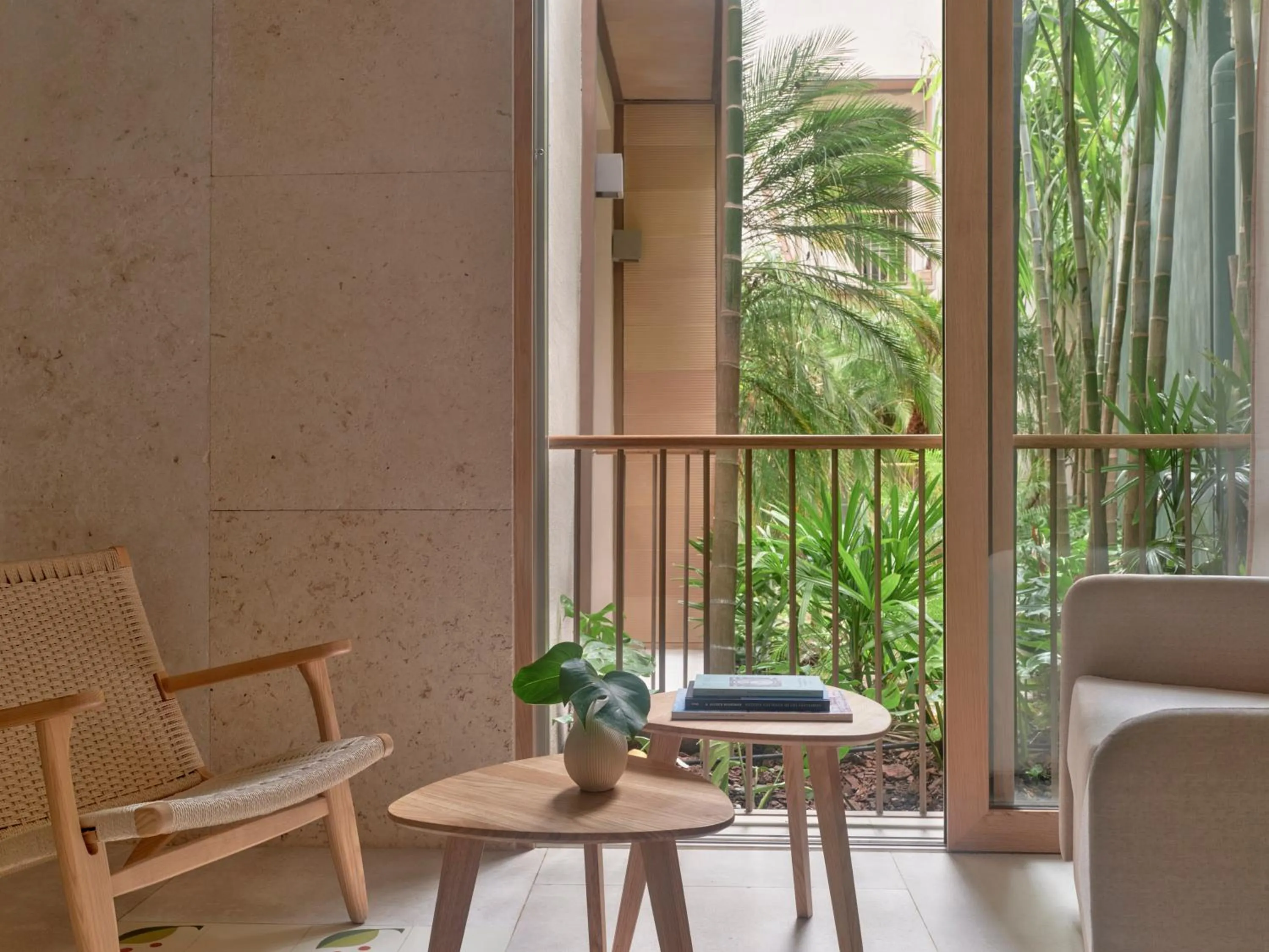 Premium King Room in Kimpton Las Mercedes by IHG